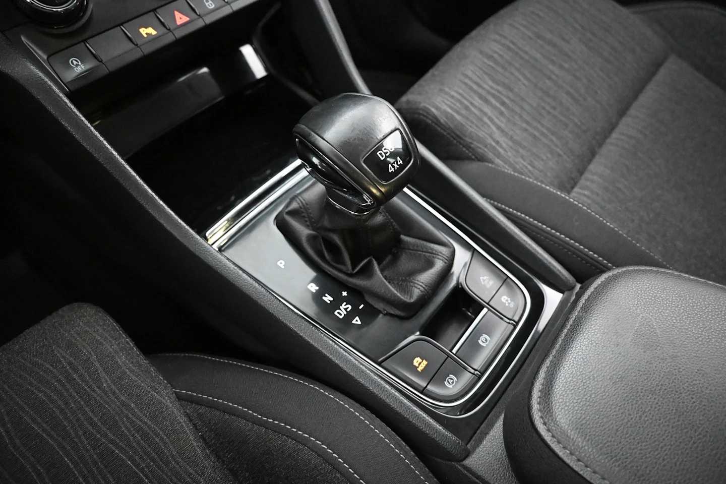 Car Image - 6Wo2fU2hyyGEo6cWGqBxQE