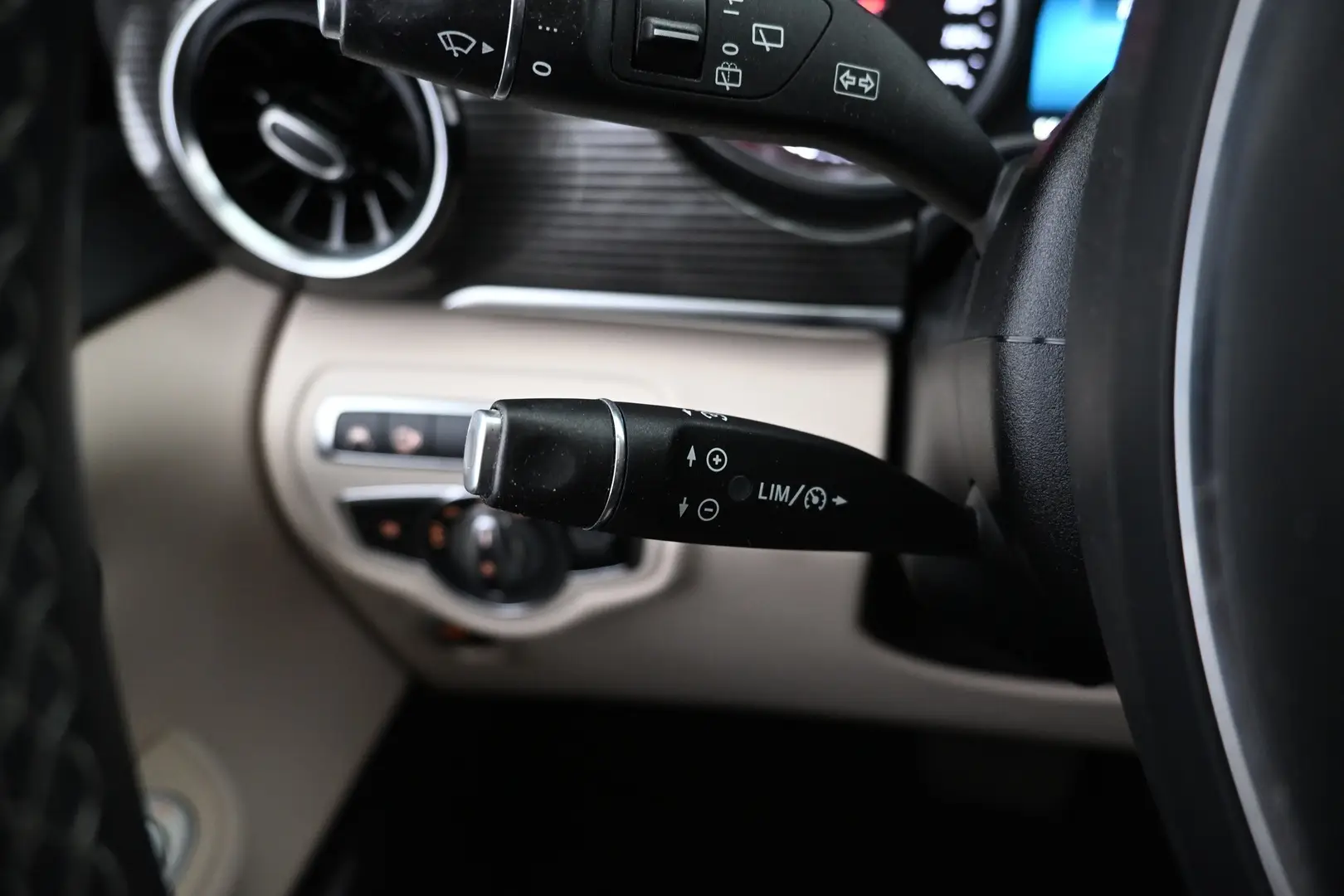 Car Image - 6Ufz4DaeryJ0qQVRkNadZG