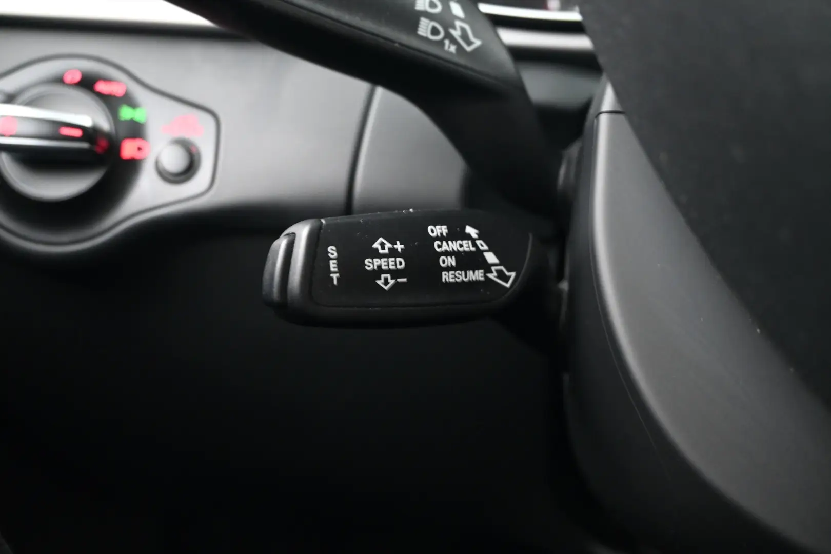 Car Image - 3LcsJviM5yddLIoJbDtEsc
