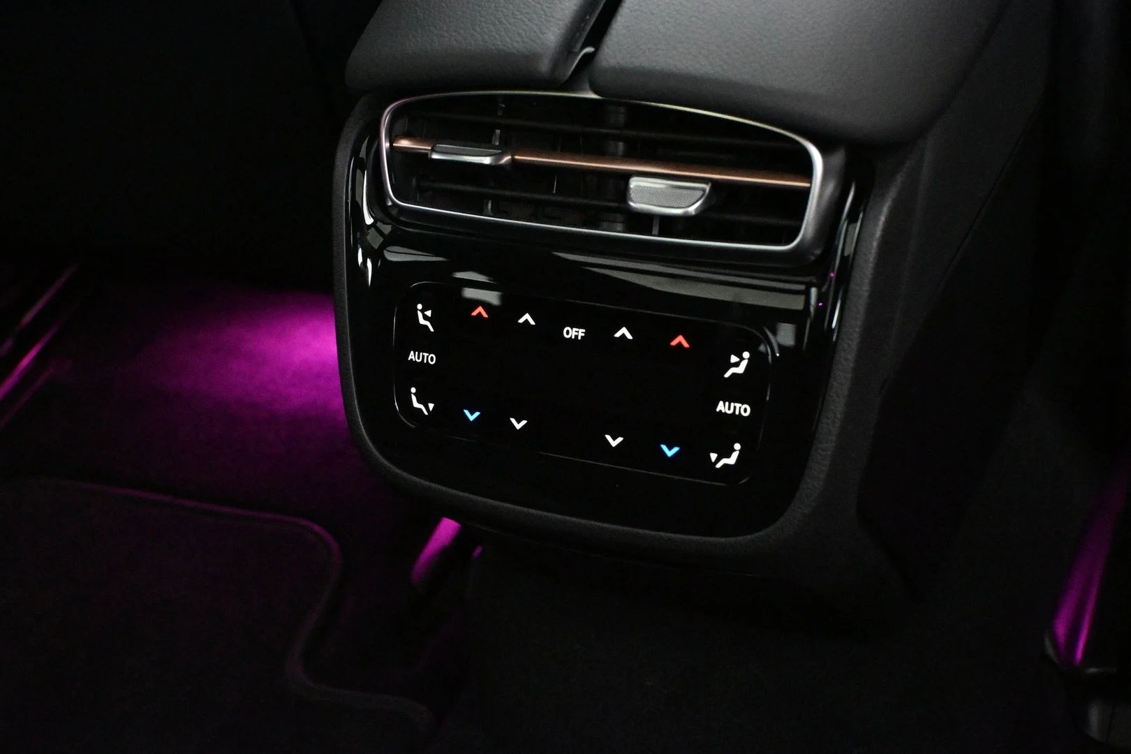 Car Image - 2n6ew5eEnnoxArxv4PQDbz