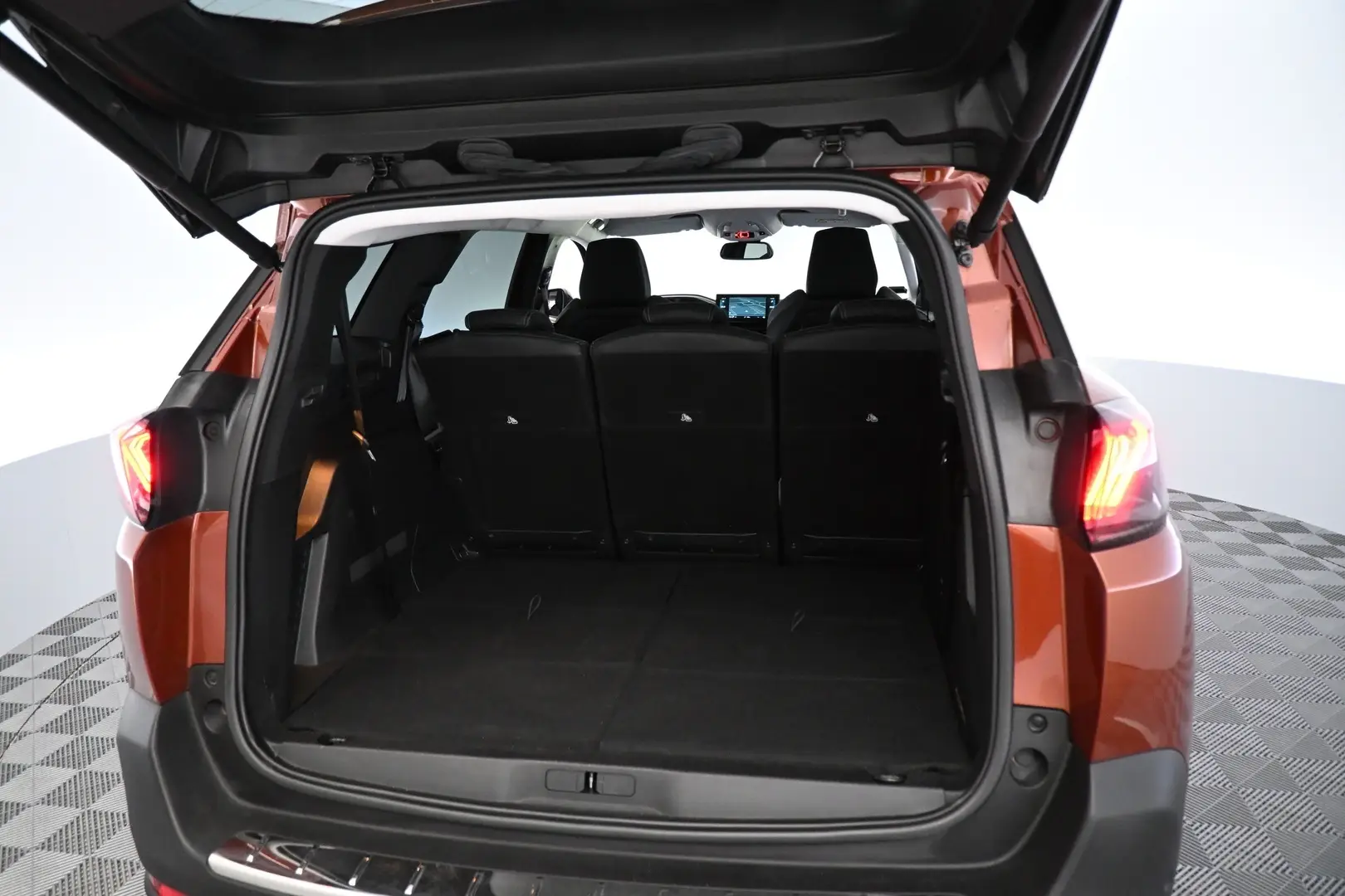 Car Image - 5GKQ0KL80IBtViHUBftI1o