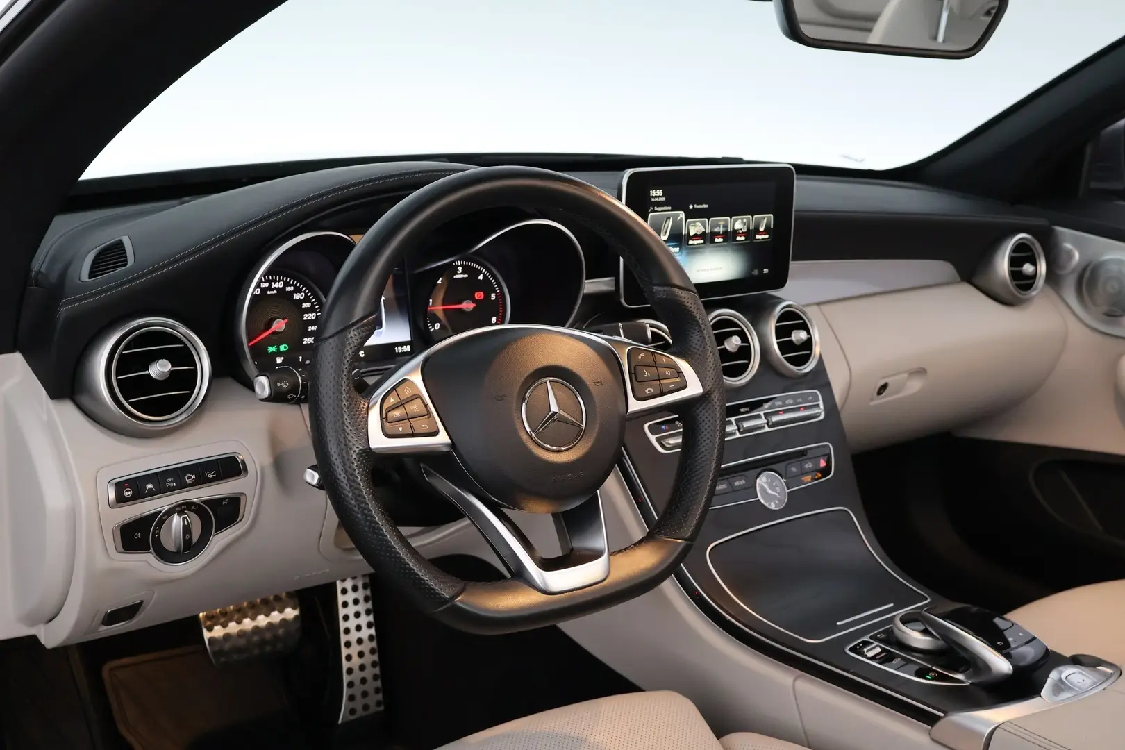 Car Image - 3fBXaejgBTpfaBWfKca1XI