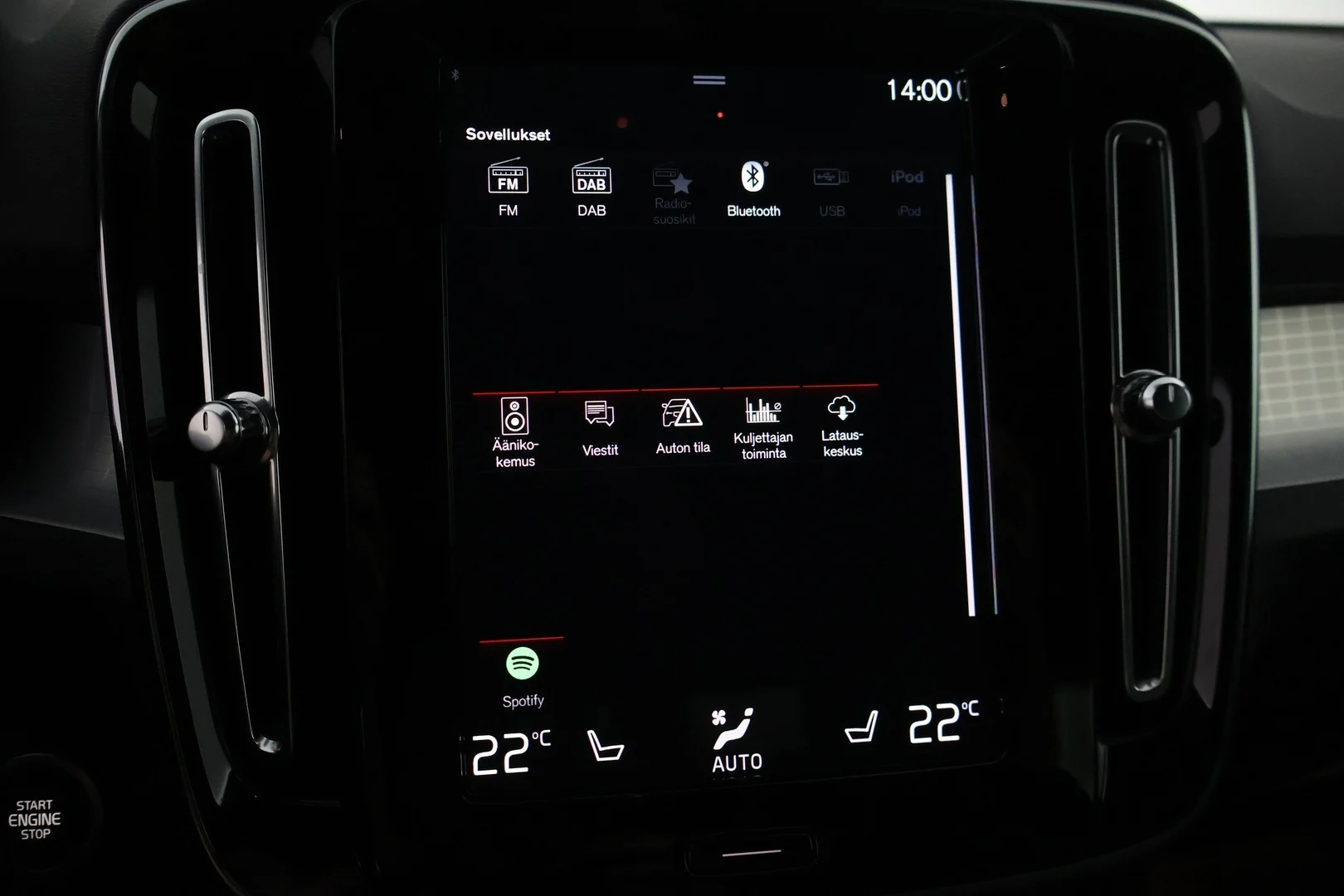 Car Image - 5gCJb8pGcarHuStHQENLQp