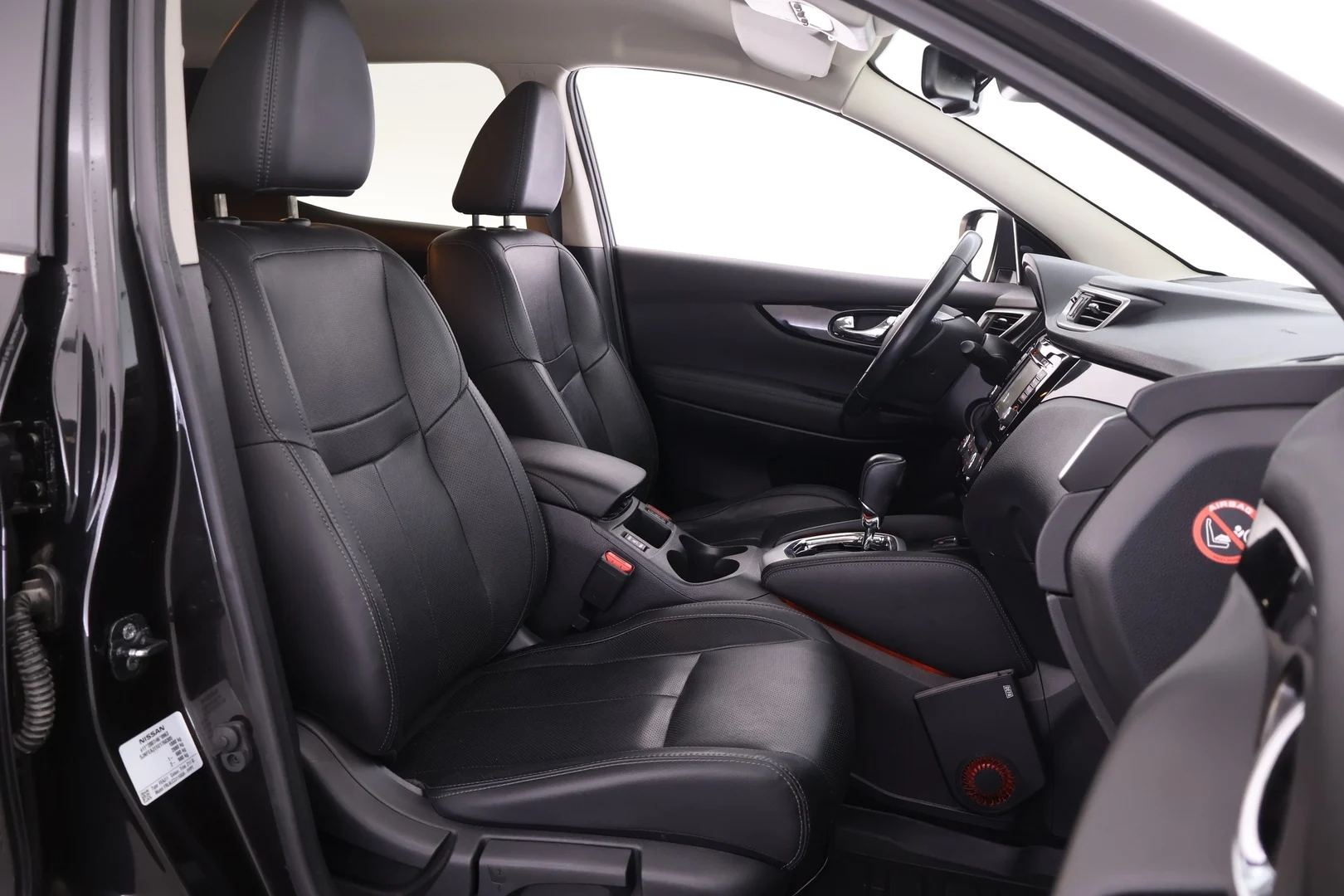 Car Image - 73NUDeNsQKt0s6Q0OqydeM