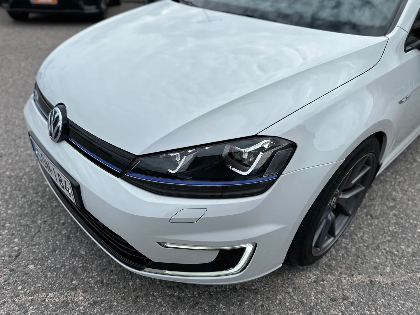 Car Image - 2M3zfHE7wYvF5N6MODm9Qe