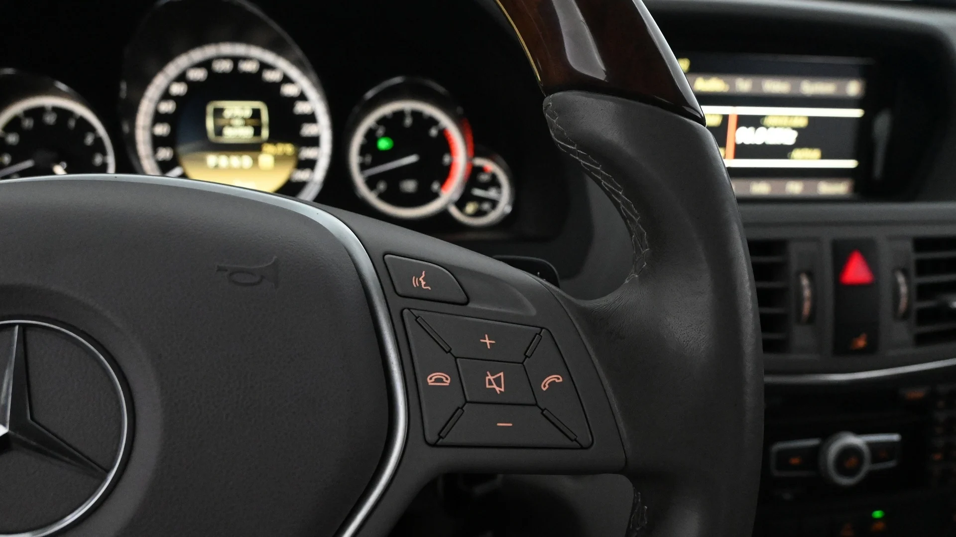 Car Image - 6n24ARwIwGpQdhC4gQ2LFK