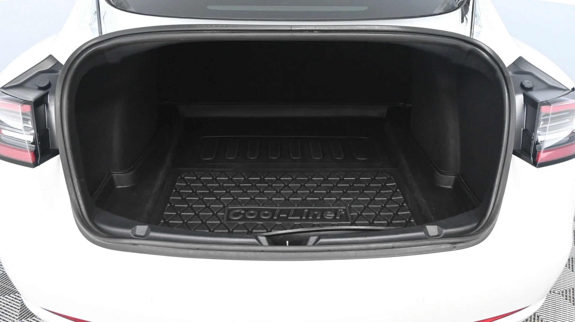 Car Image - 7giJqZwB7gtakbzLzgnwRz