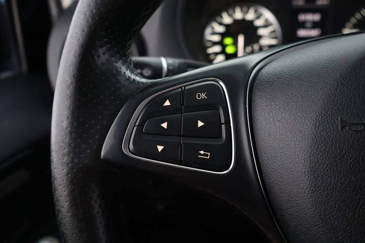 Car Image - gZvYN6CUj1E5fAkxheQ7a