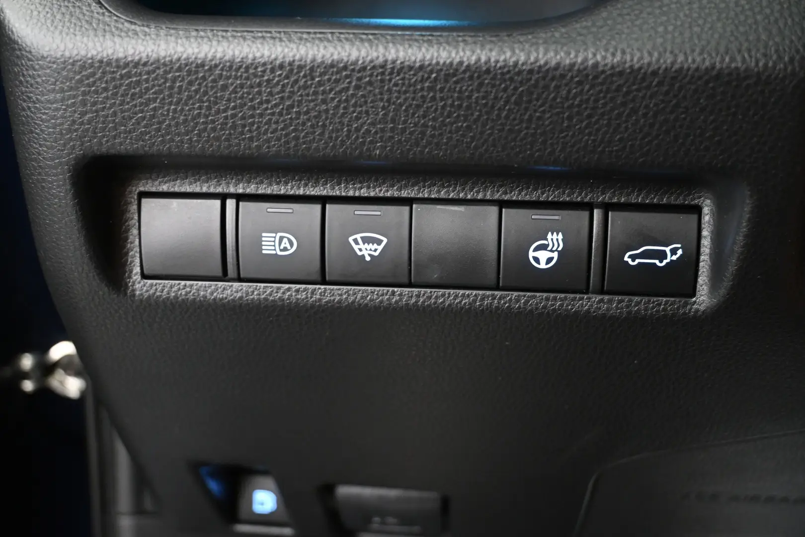 Car Image - 3EiiYGUp6XvJDncb9sjRMa