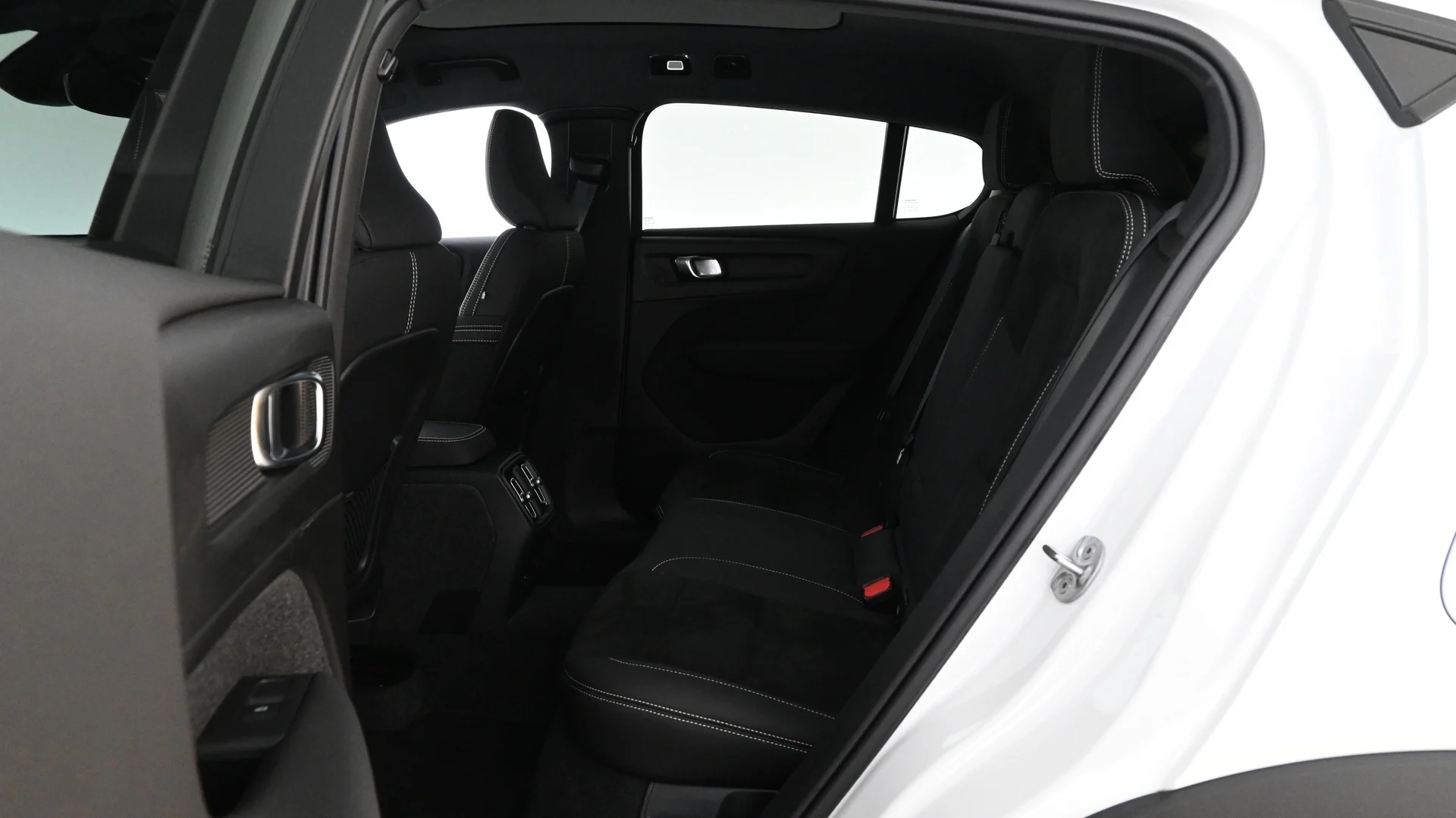 Car Image - 5BGpzTHAe1FfsXqZPiHbWo