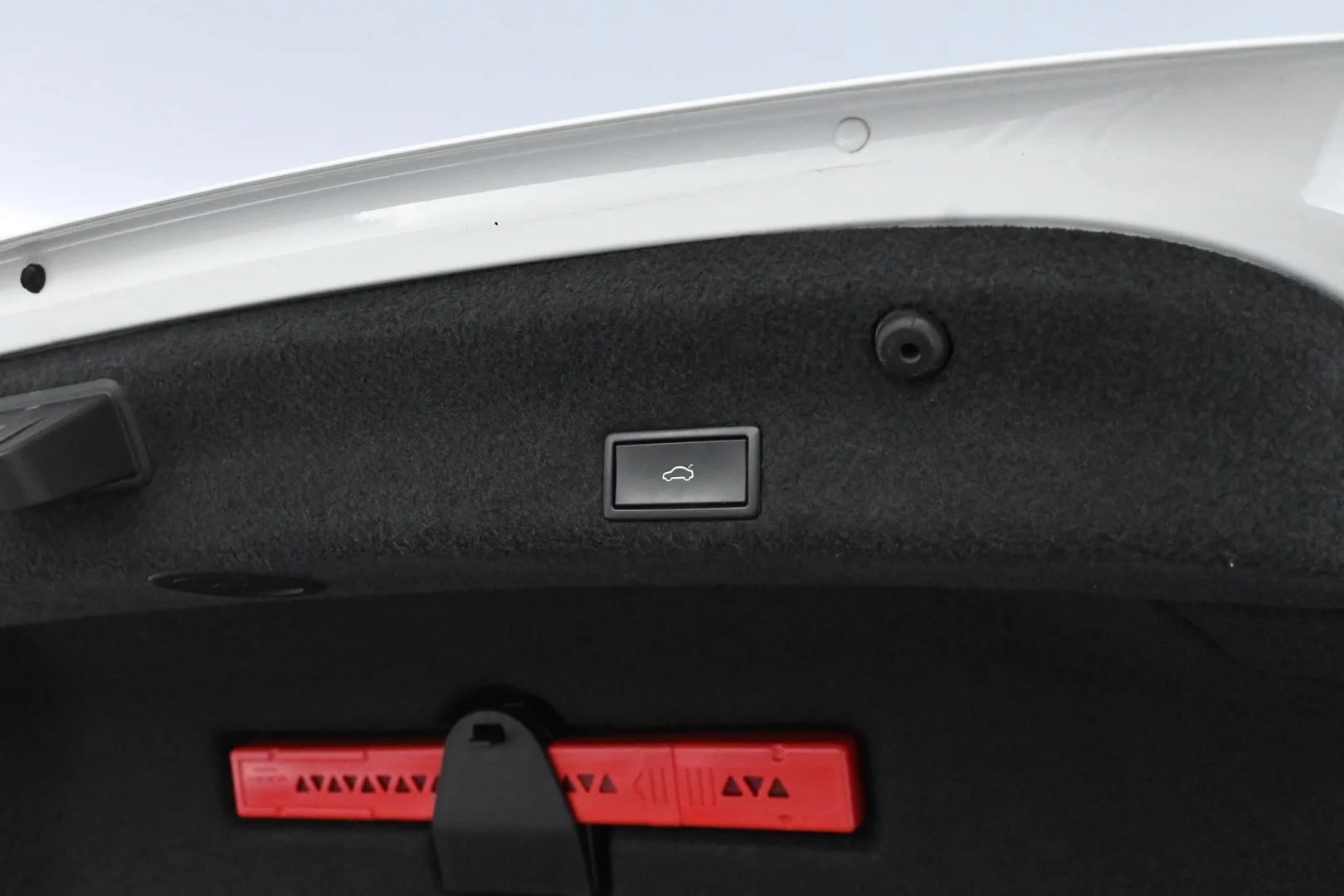 Car Image - 1WRe81Snju16JBDx9x4H1F