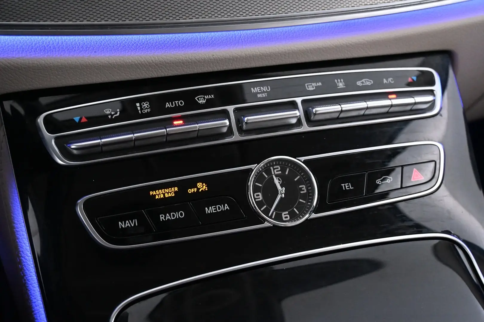 Car Image - 6rU84w8FRS6o0KH0ZQPlxV