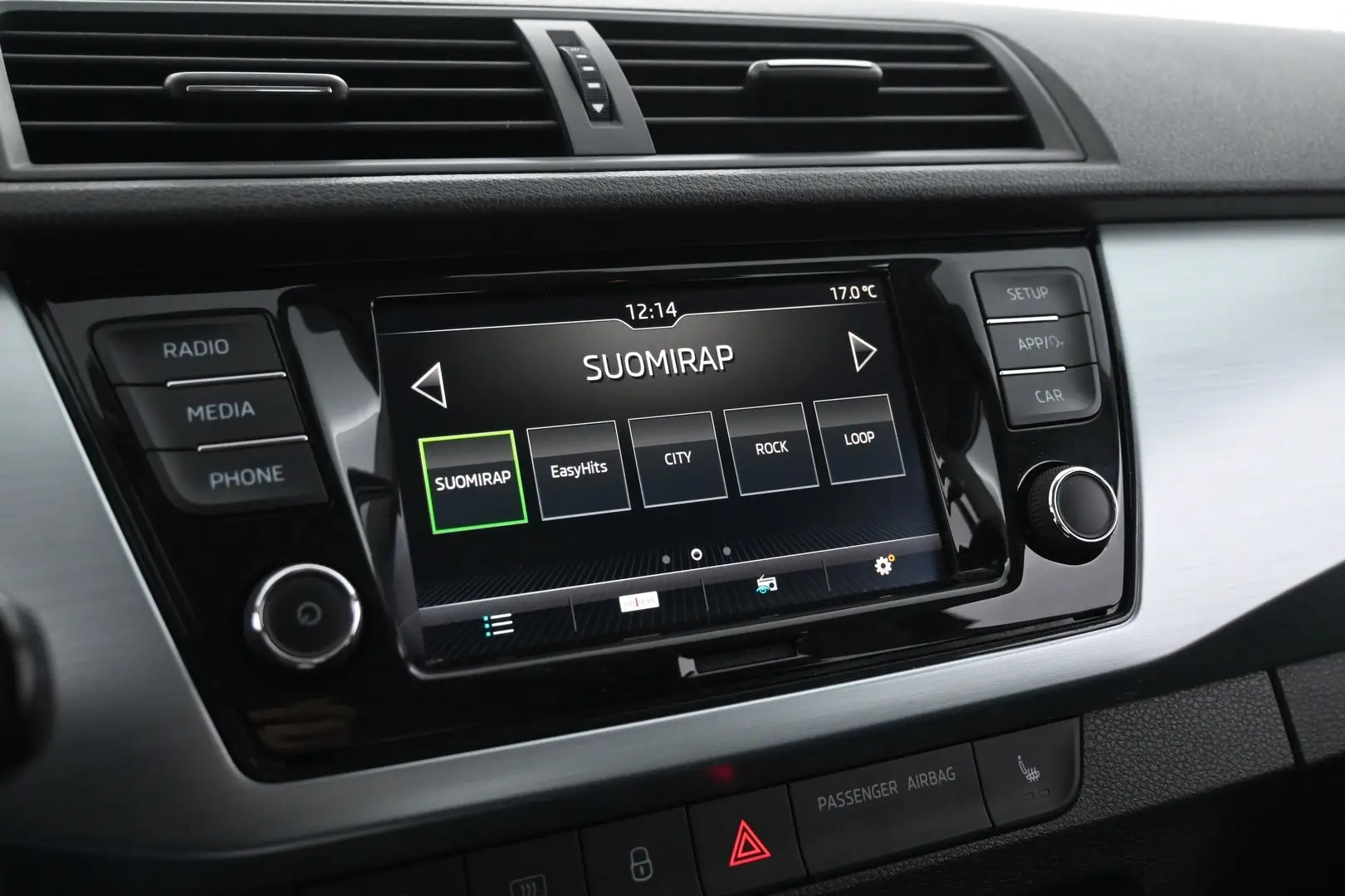 Car Image - ElVHj4VRRE6tH3tTio58G