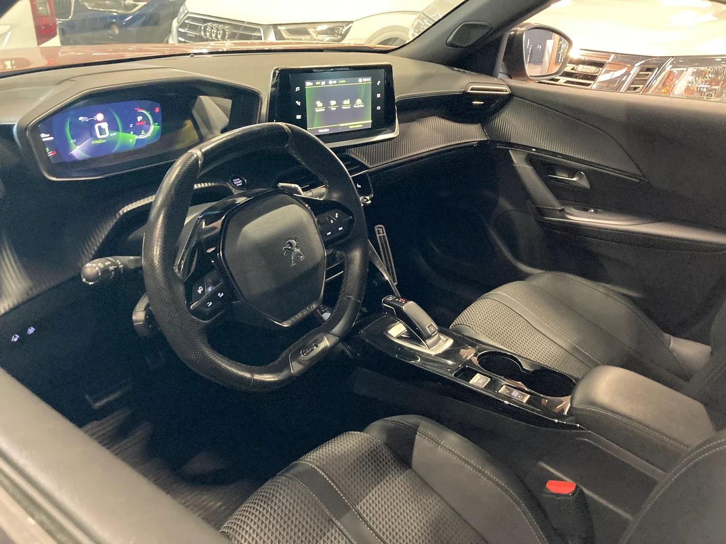 Car Image - 6nGDwD6hiIFQm0XAVuO73X