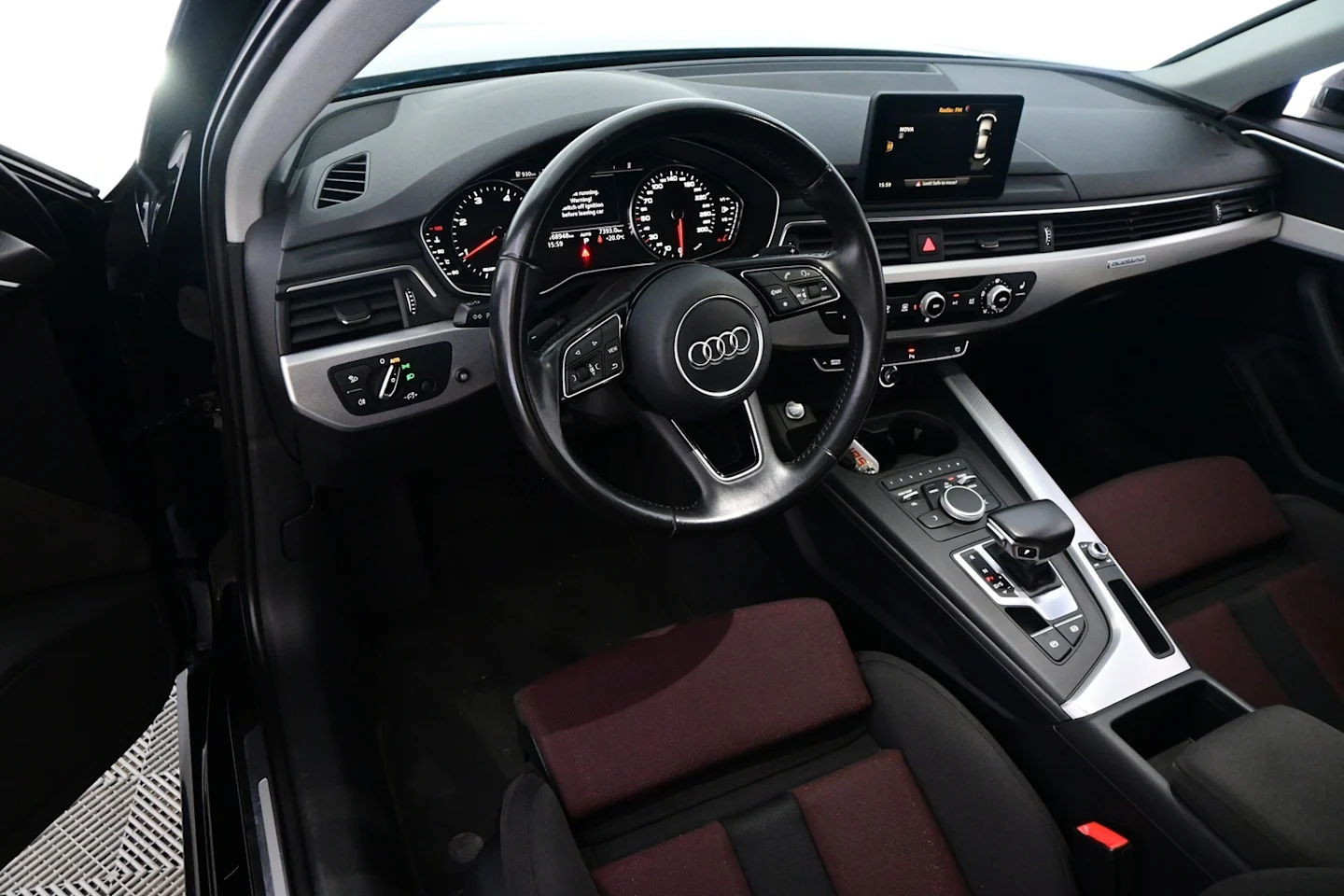 Car Image - 5uSb6BcDrAA3kCv97OmFSy