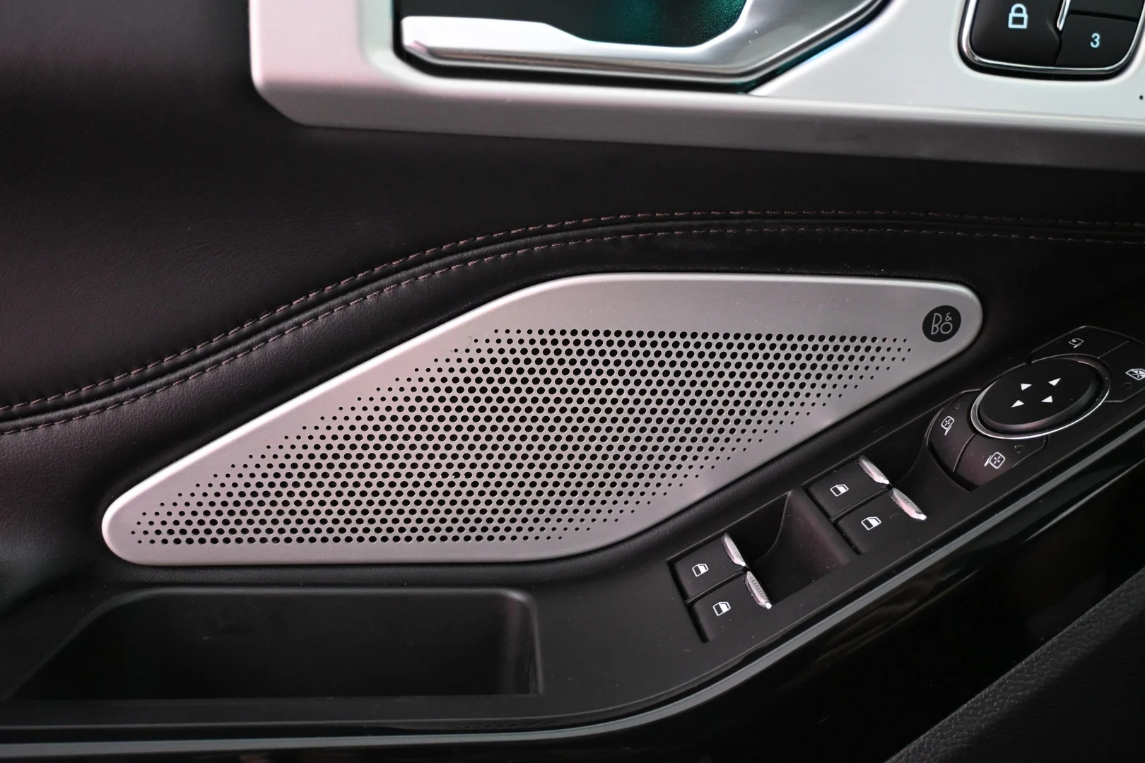 Car Image - 2CzhtYC7mjHMNw6c4Md3LH