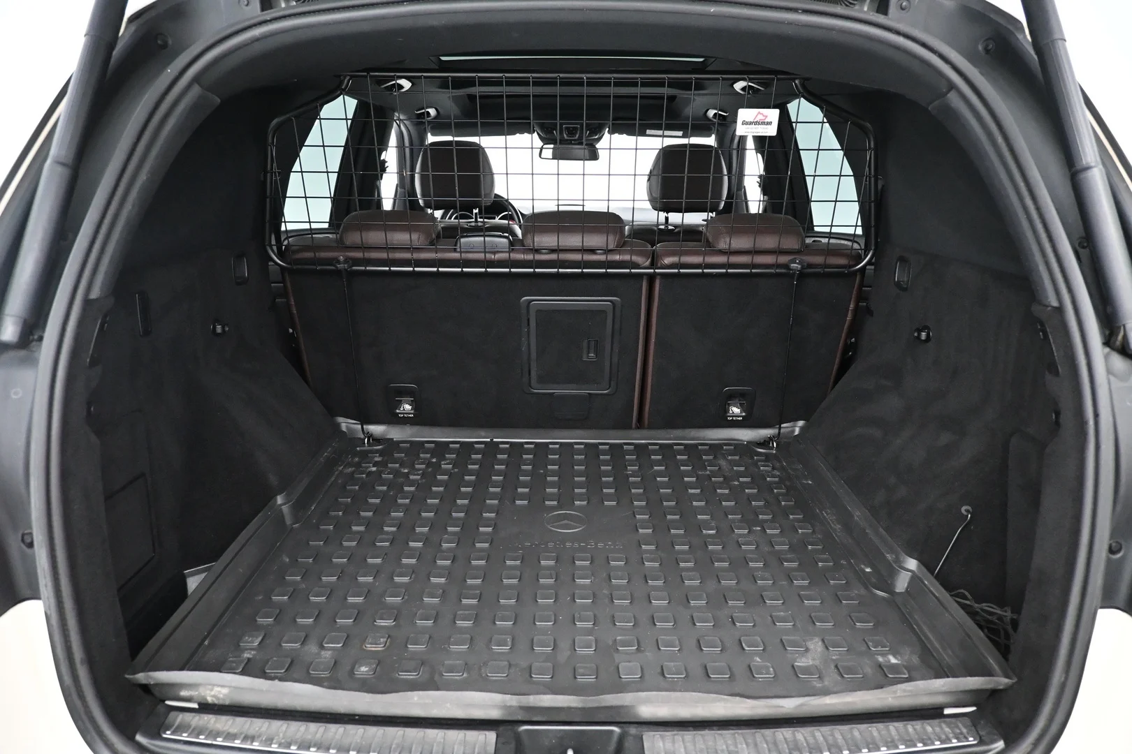 Car Image - 2H32mxr6qkgfHvuxbibUSz