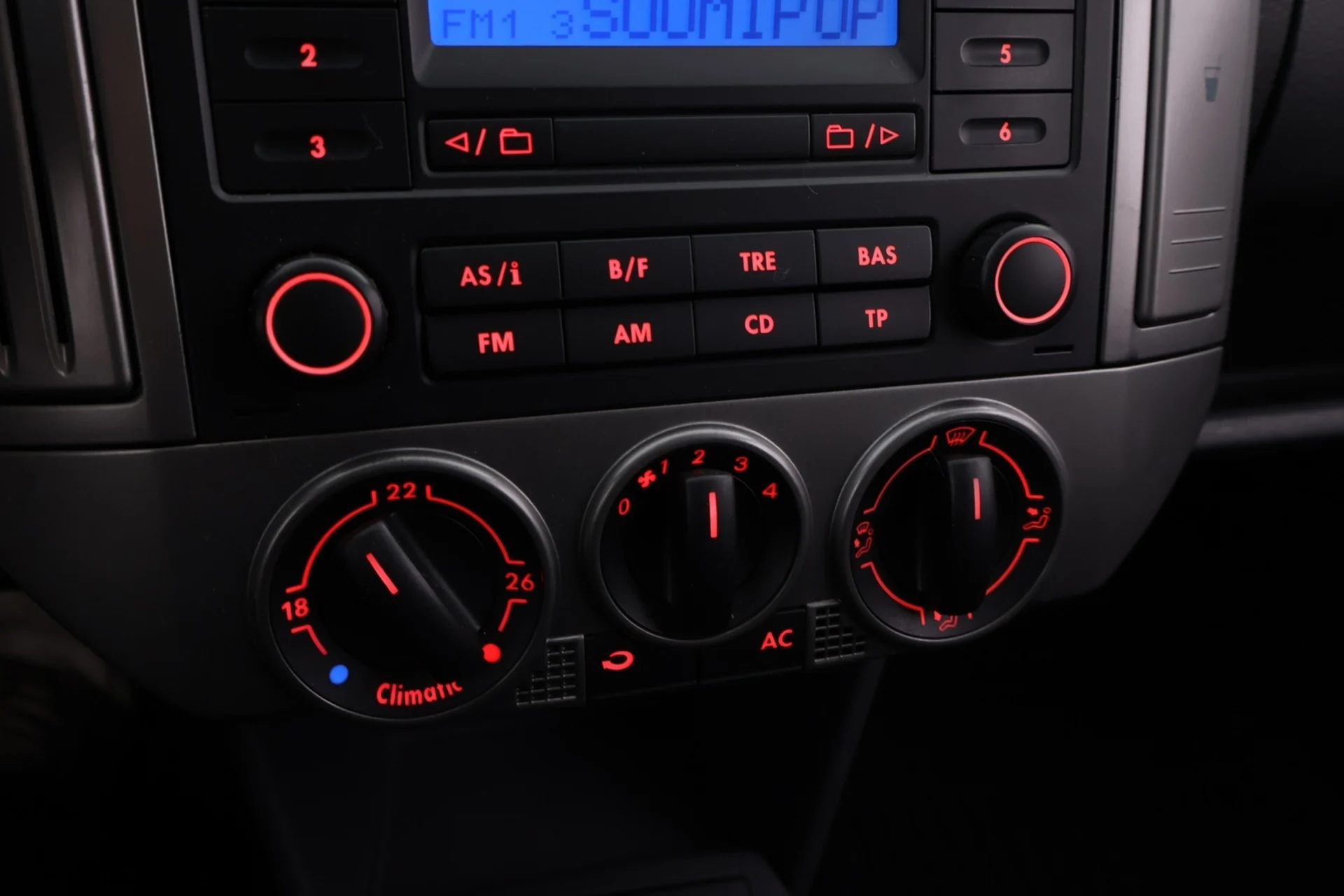 Car Image - 5btwxmljEbyCl0VYGv07WG