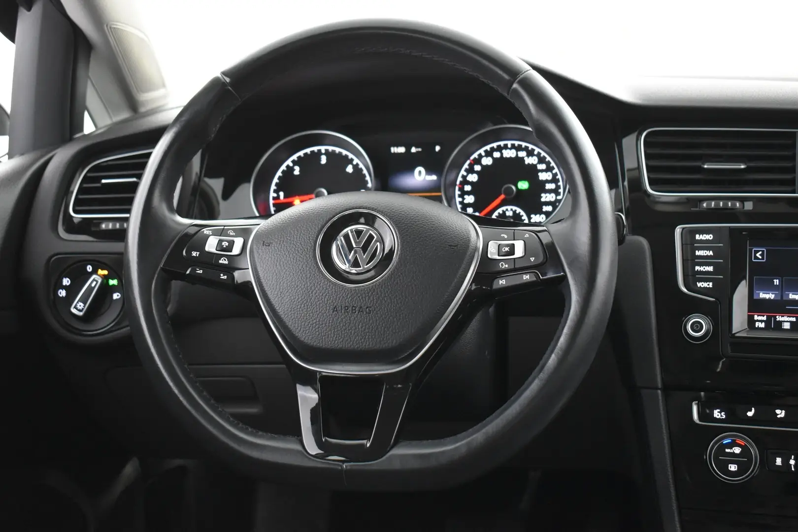 Car Image - 4ga8Bj7My1T8bfjv20IA2F