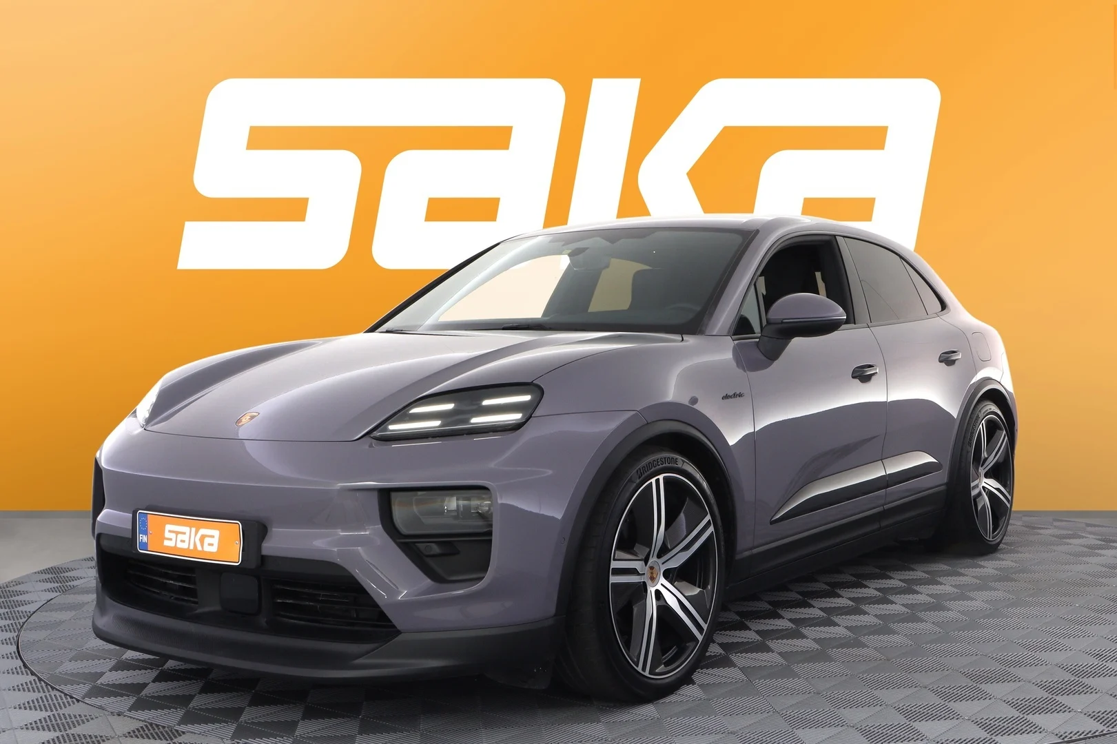 Car Image - u4wp1yNanBxDCB7ZObq0Q
