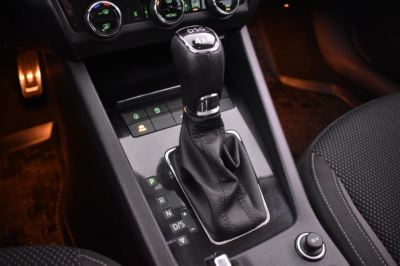 Car Image - Cg4hjLh6uk8RLAhDl5QJV