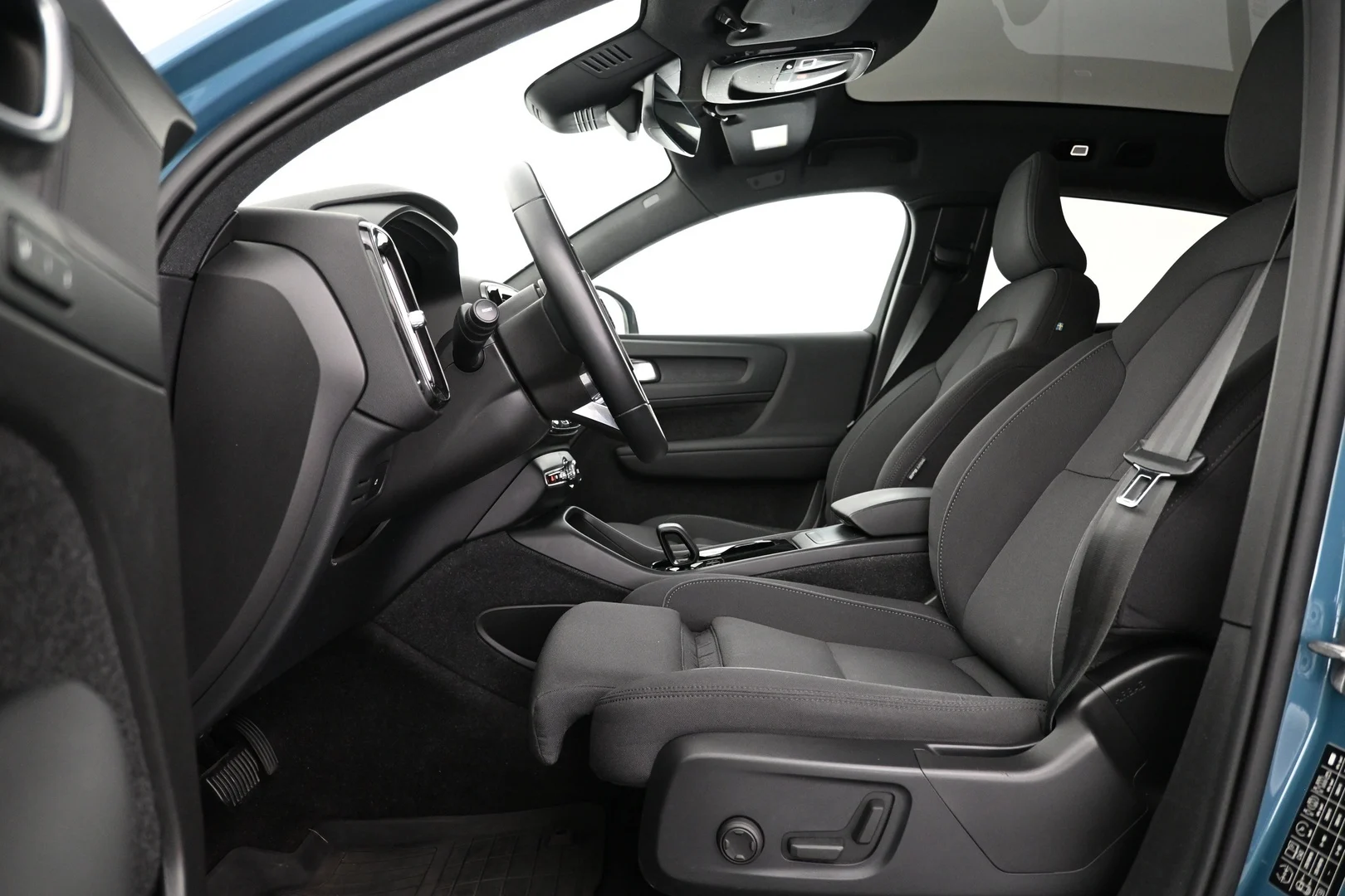 Car Image - xG4PUqfnUjIDeuW6HQeOh