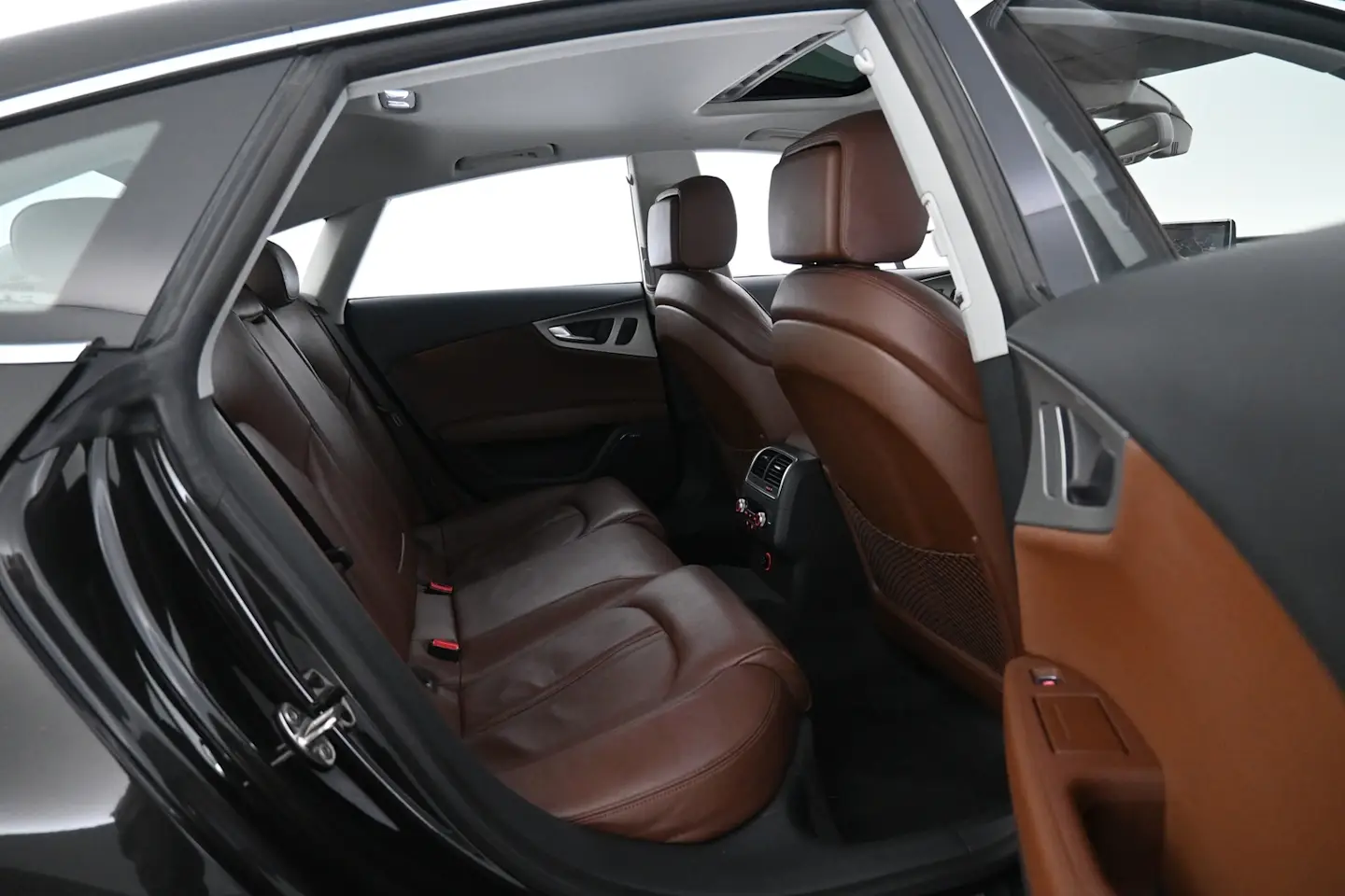 Car Image - 5jyNhnt9hopTDT2gRZMM0K