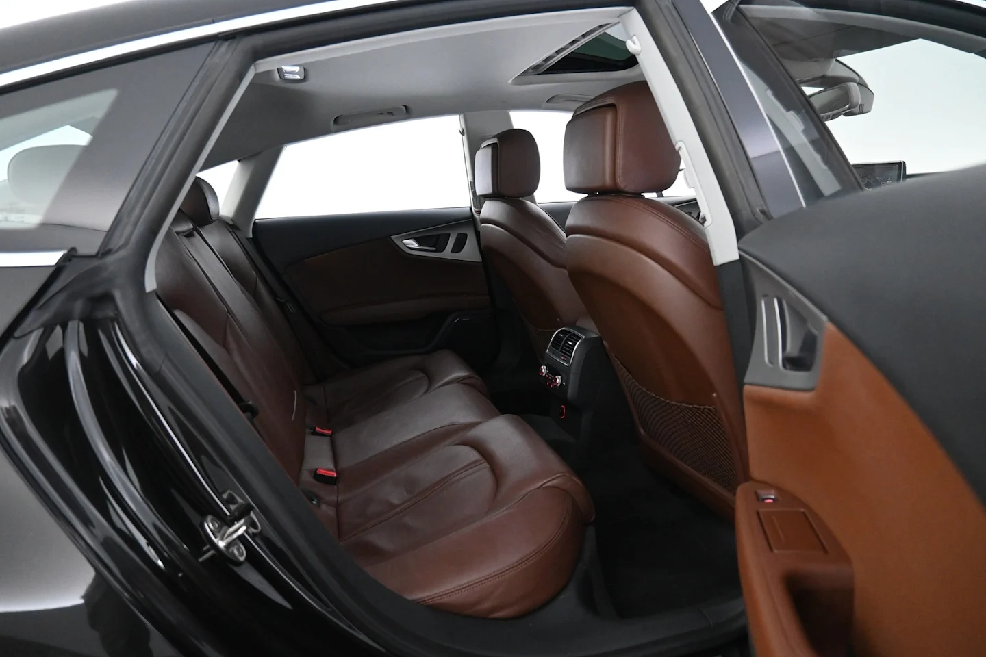 Car Image - 5jyNhnt9hopTDT2gRZMM0K