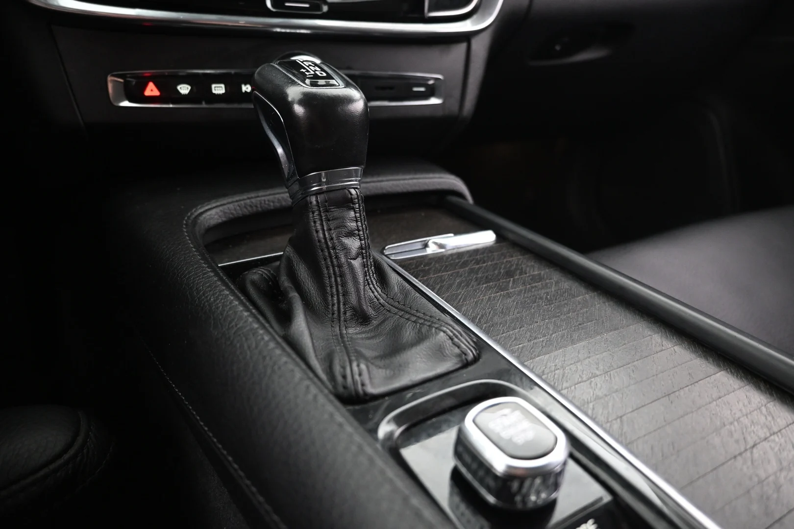 Car Image - 6V4fjDtwXQsVFhWxDC7PMa