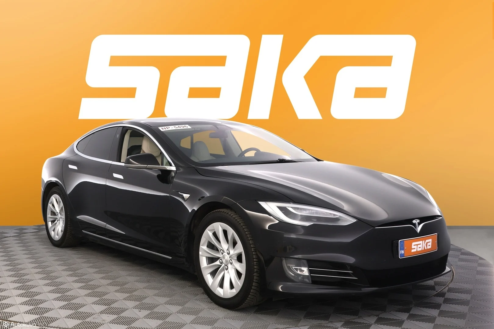 Car Image - 7v5E37ez4iaST2zpj2sleO