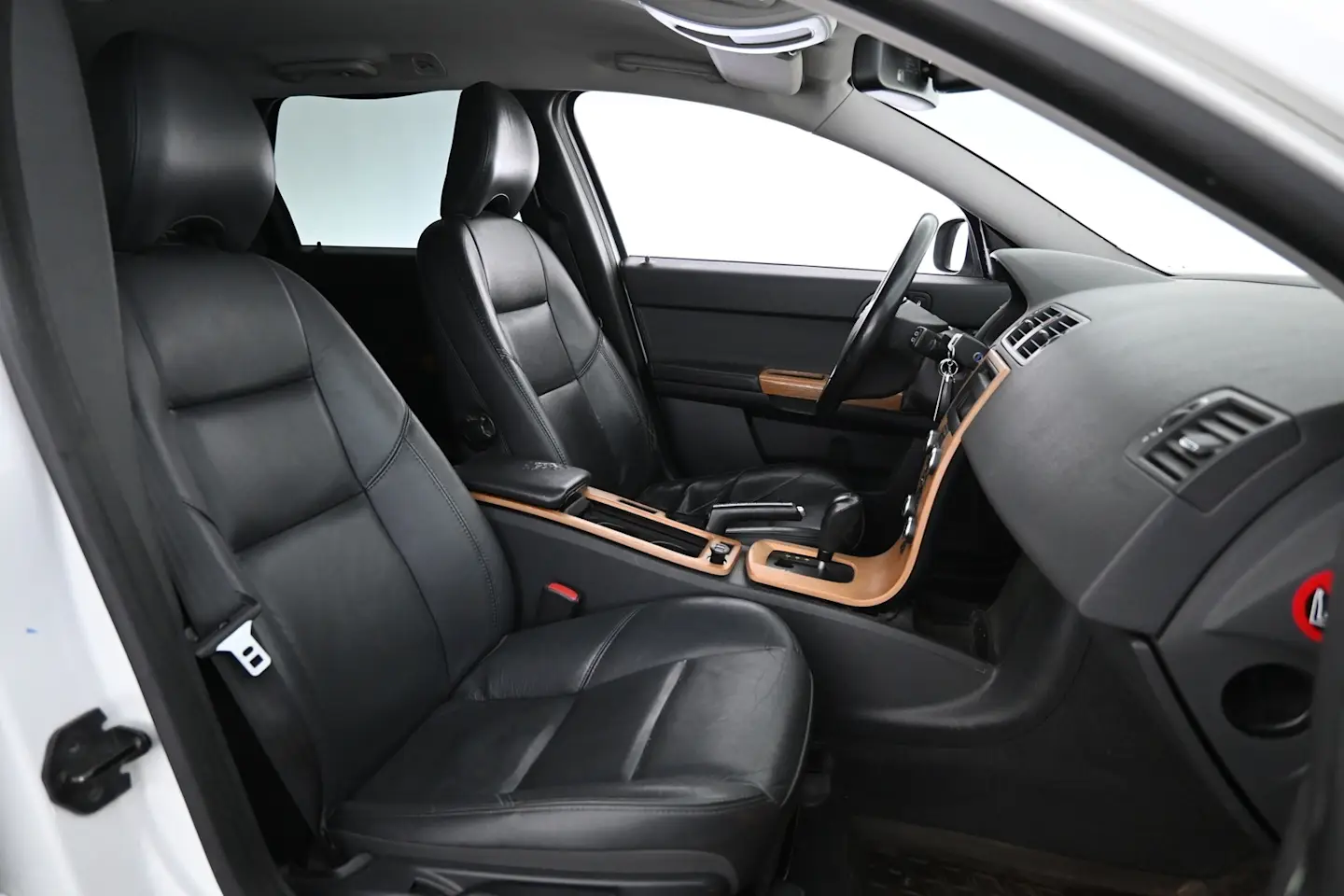 Car Image - 26B2MIjldHAyTR1ODWup8e