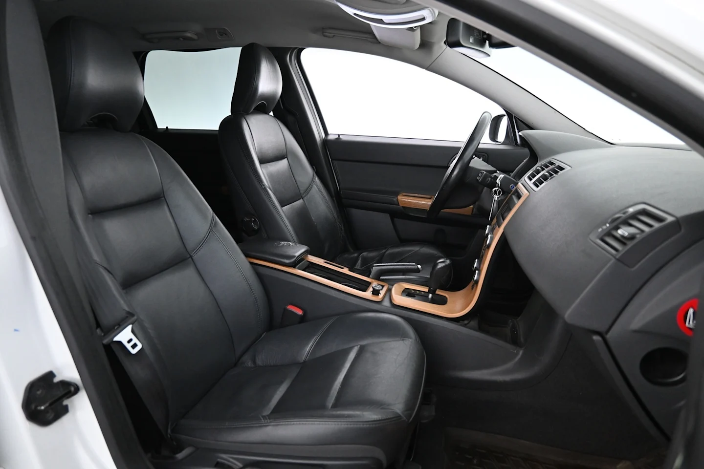Car Image - 26B2MIjldHAyTR1ODWup8e