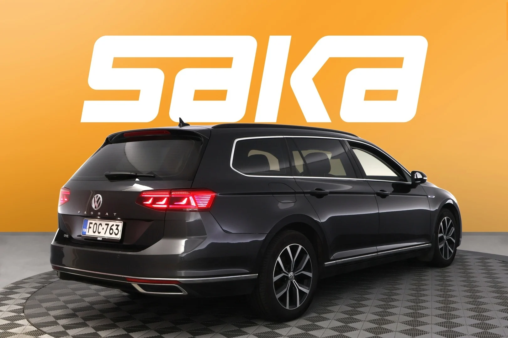 Car Image - 49kKCD4I7YkxnWQNdPSE1w