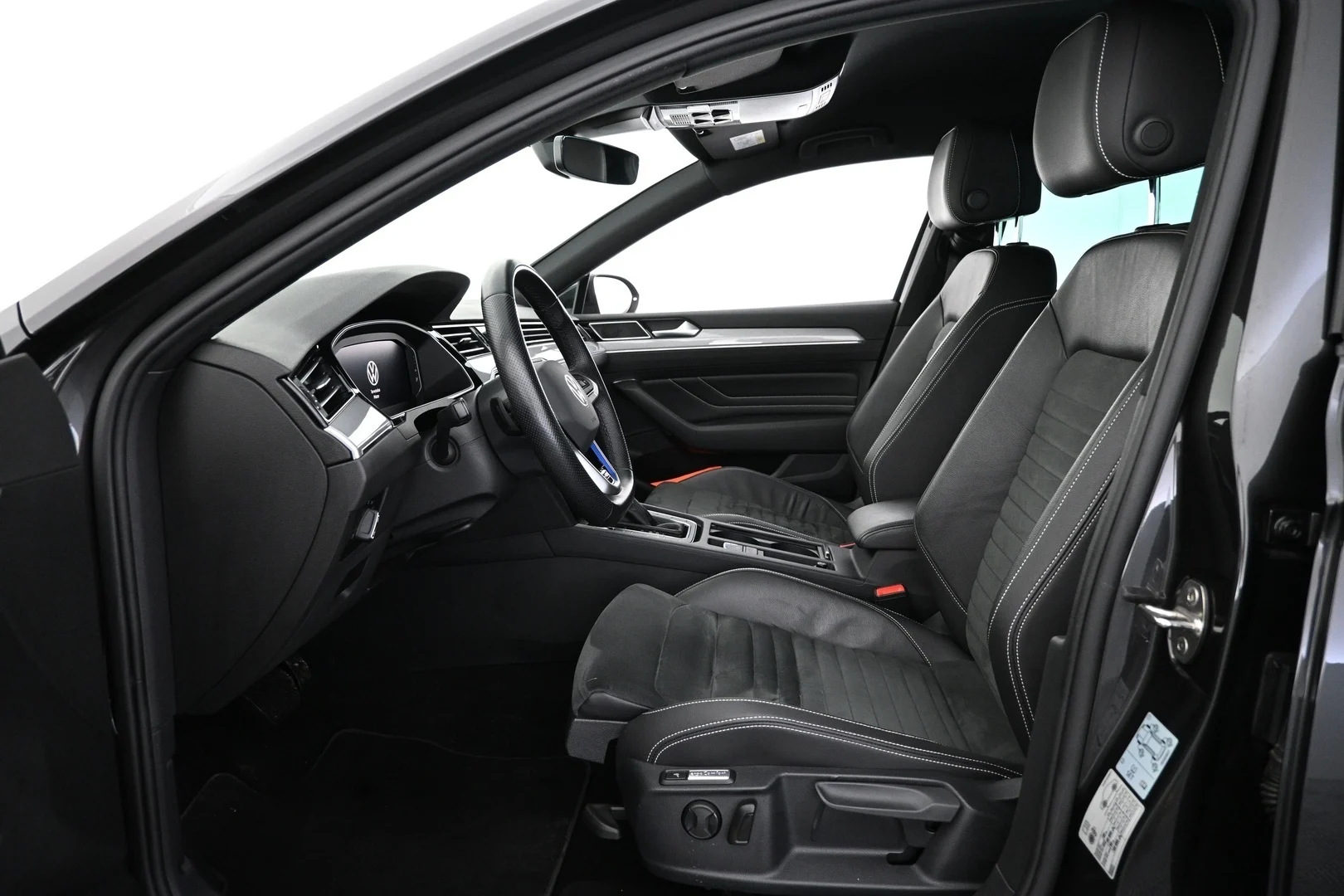 Car Image - 63Ew2Qqbgda5EmVkZV22ju