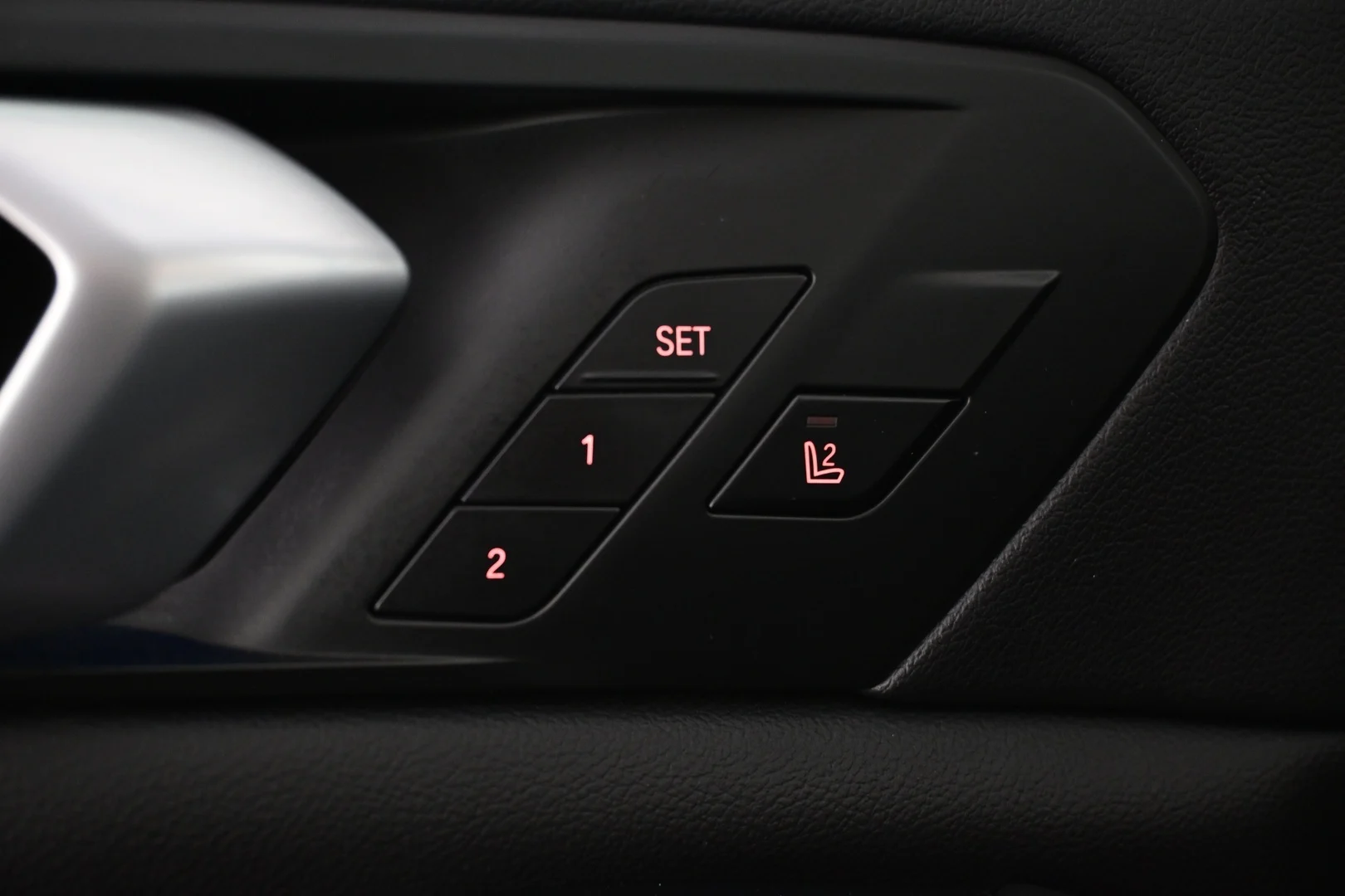 Car Image - 2TzZ6Kj2YakfY5zkCVyrWe