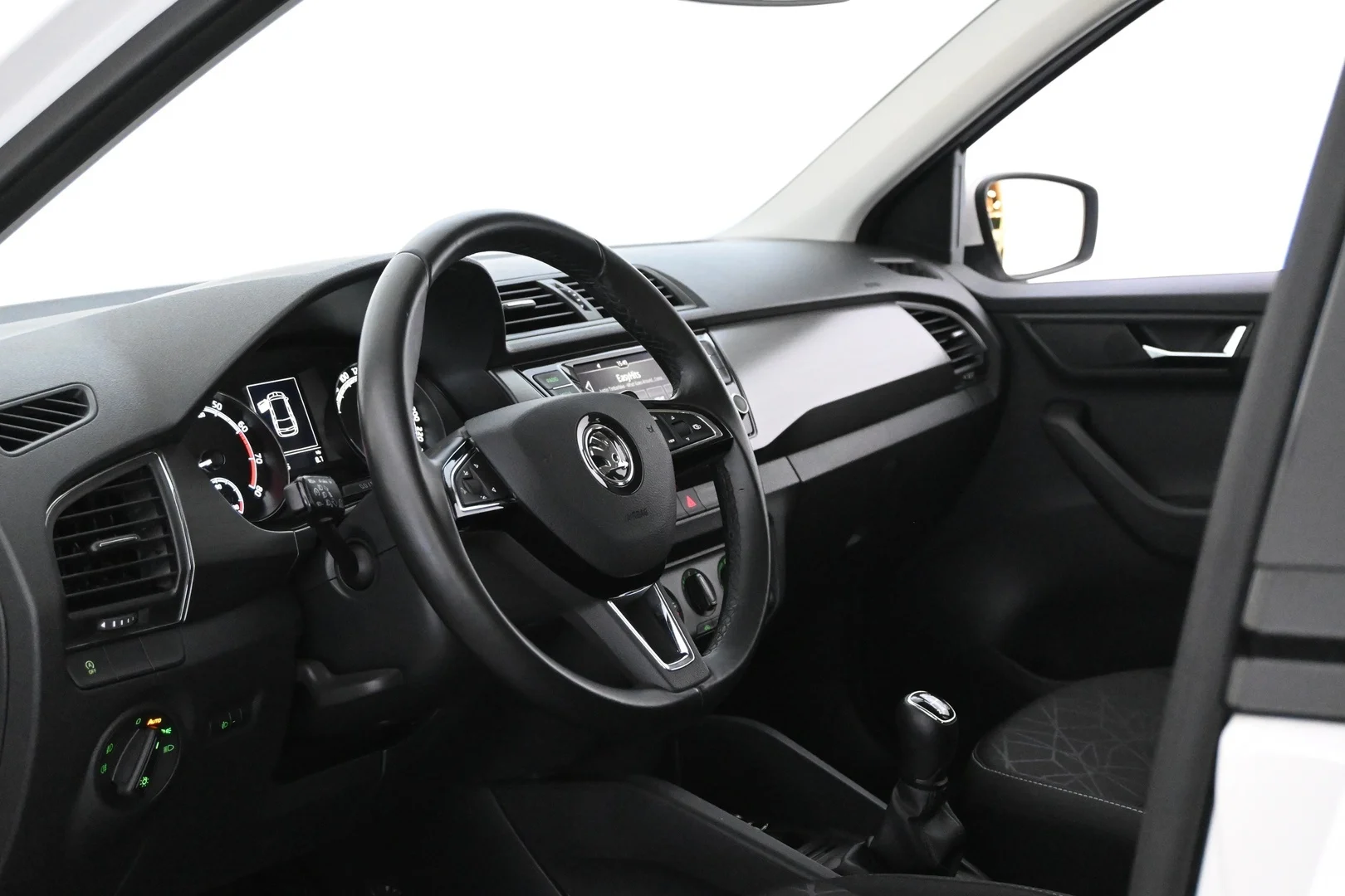 Car Image - 2CNnRCVVwMfwB1a3CGohUt