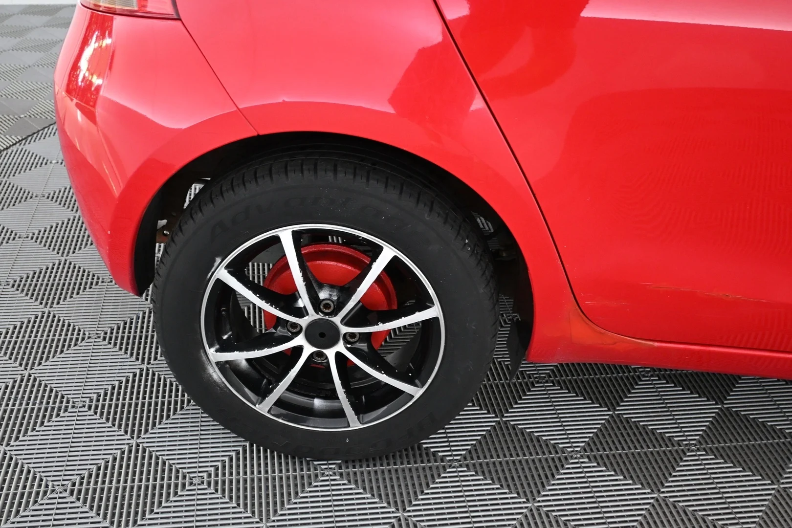 Car Image - 5IdD34txh27Ae4SckkxBlk