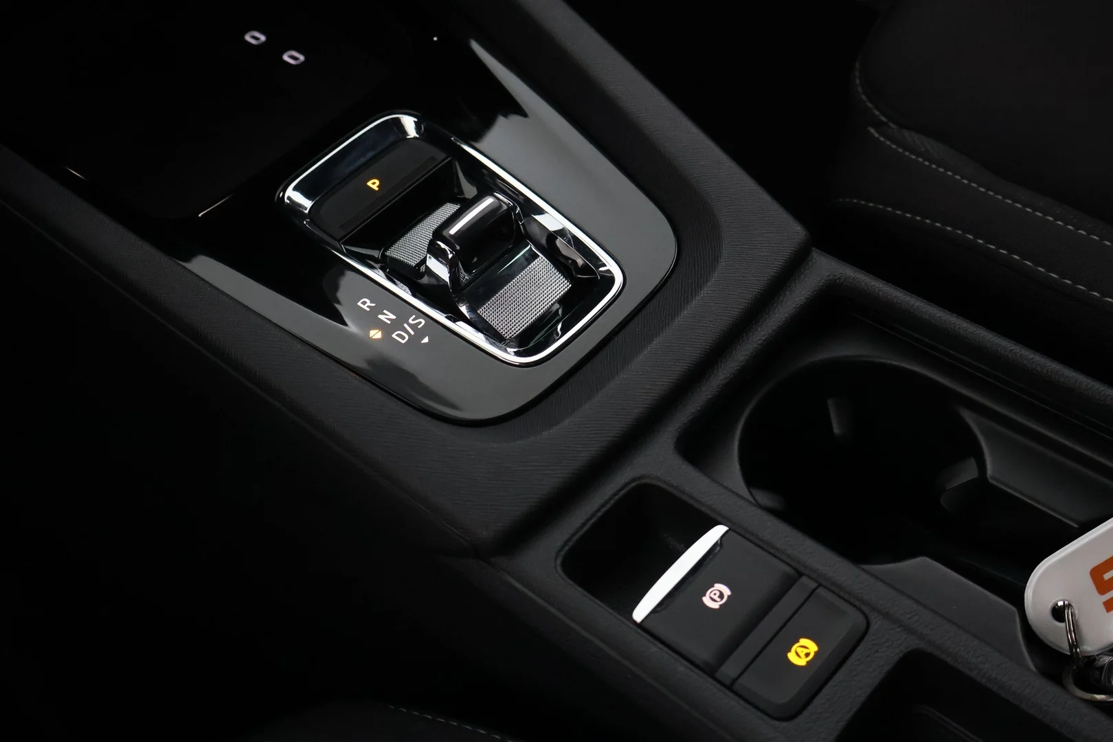 Car Image - 7tbU06B6QAjhaS3sCGUTdZ