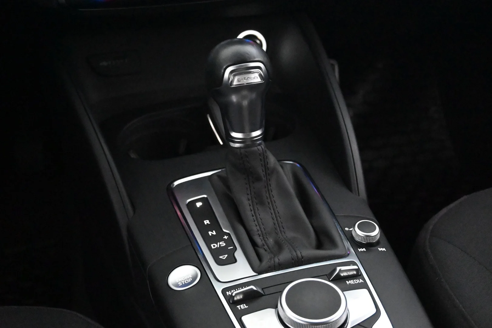 Car Image - 4MxS7hTw4DHG81ItsDxuoV