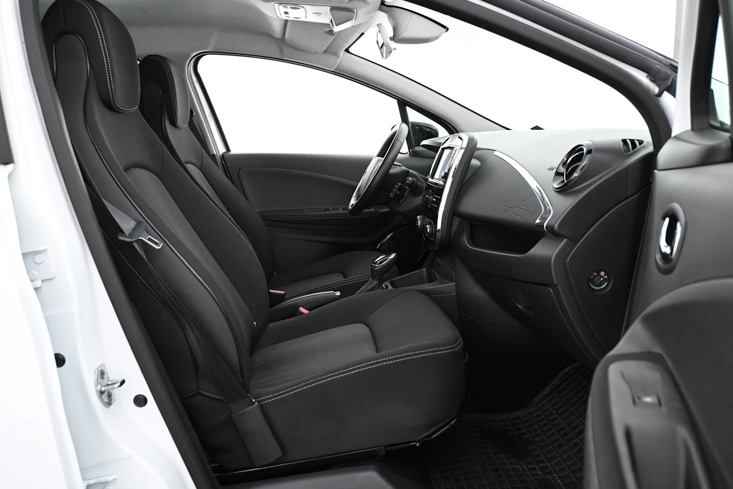 Car Image - 5yCIeAtM6NtqKPCnIhtNA6