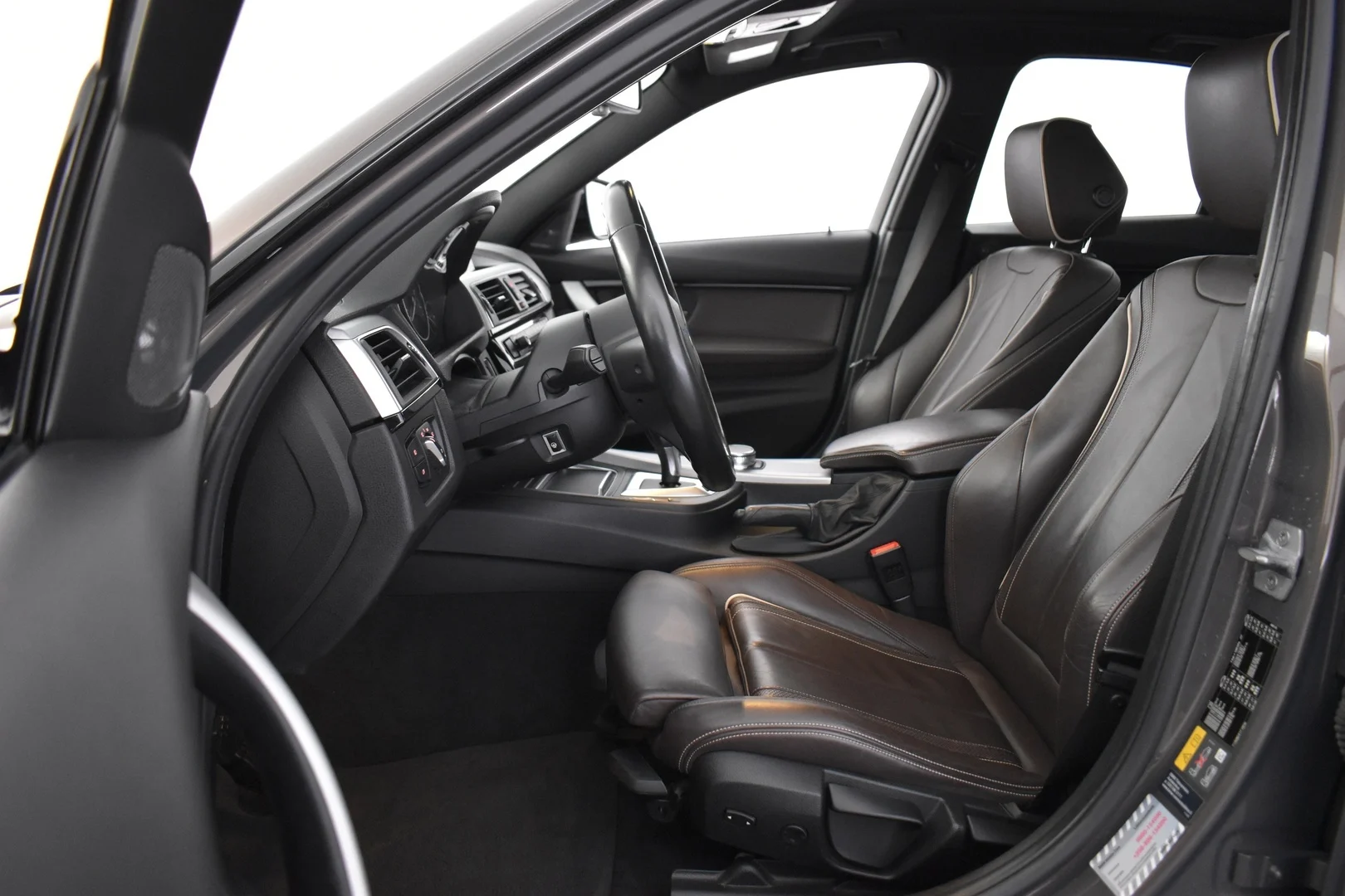 Car Image - 6vg21g6hmZbmSblGcuknVV