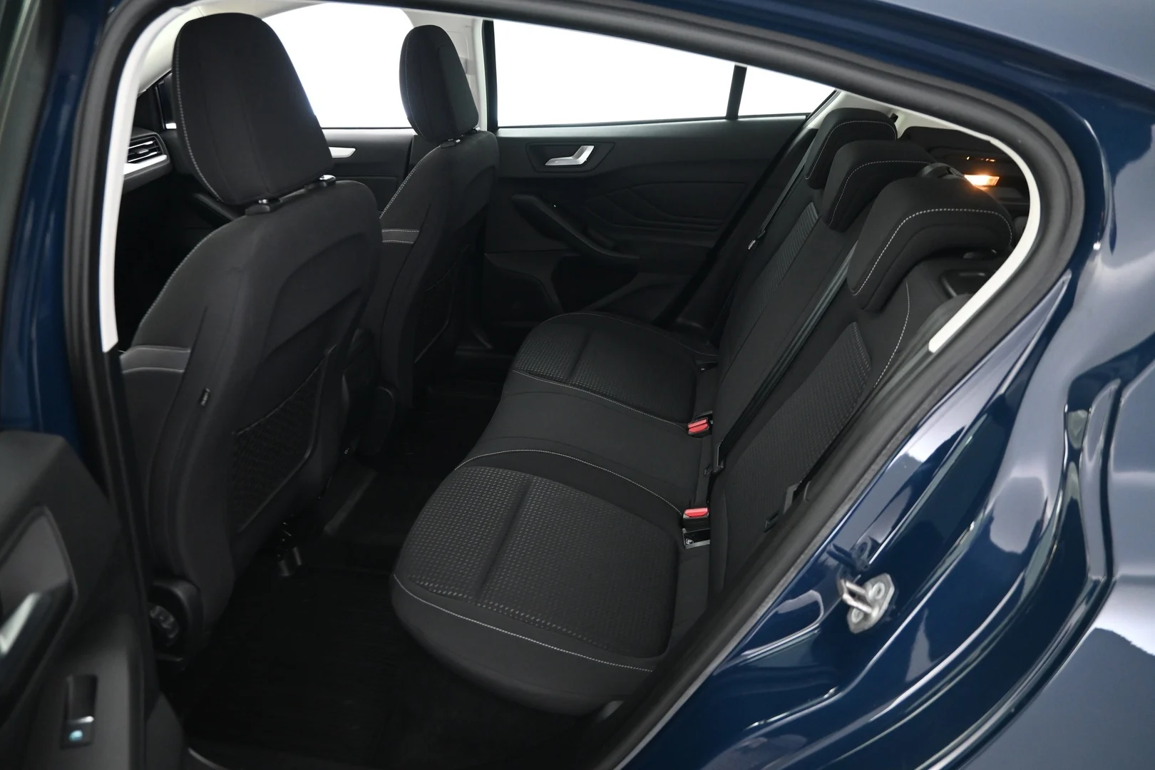 Car Image - 5MYT2tHwjeld7gb31aI5BK
