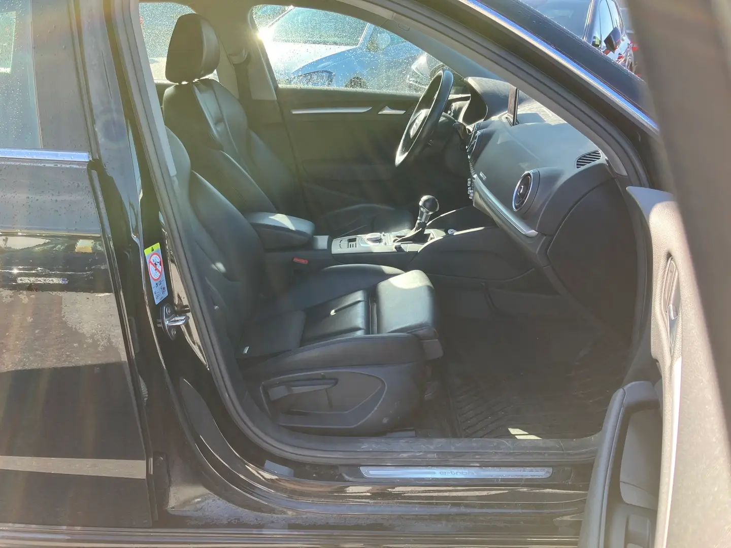 Car Image - 2RX8o0yEzg9sioK1BczhSR
