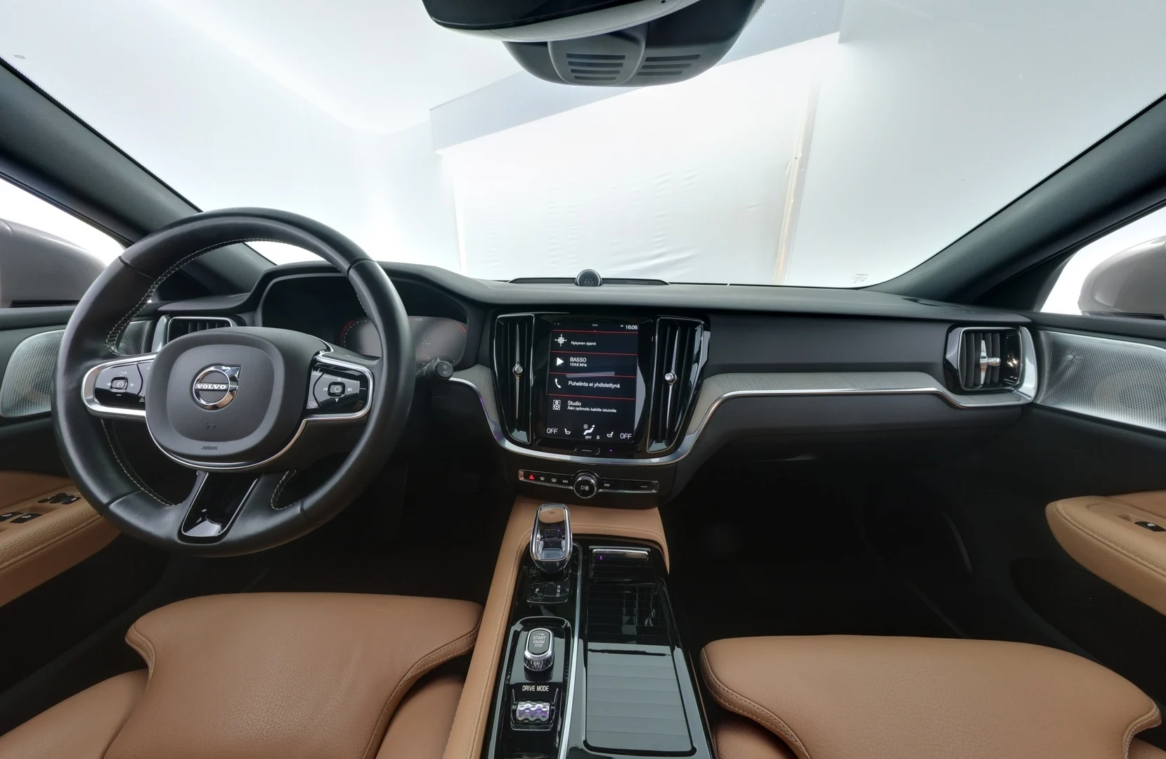 Car Image - 4iNT6MZbniRV0sRoLJpBFn
