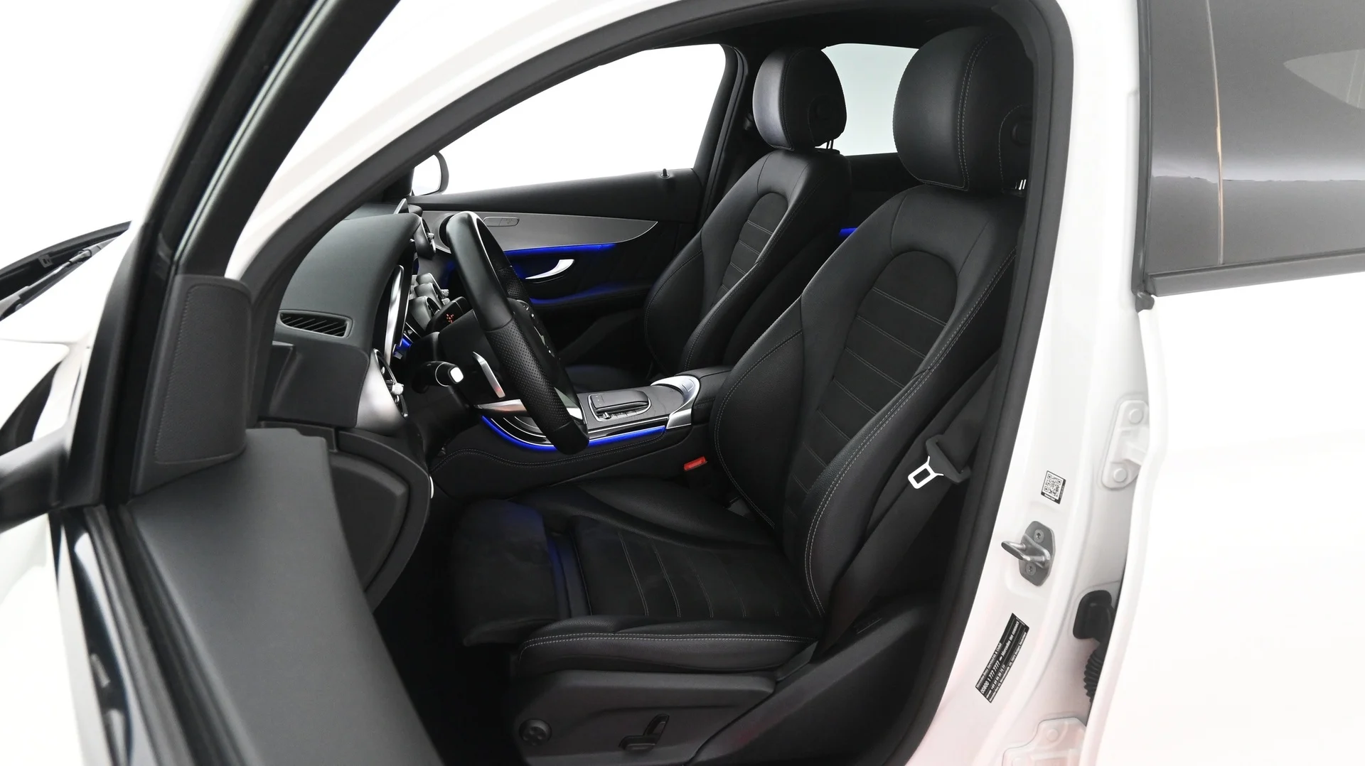 Car Image - 7hJKispz1JWmzM5OSZVHaC