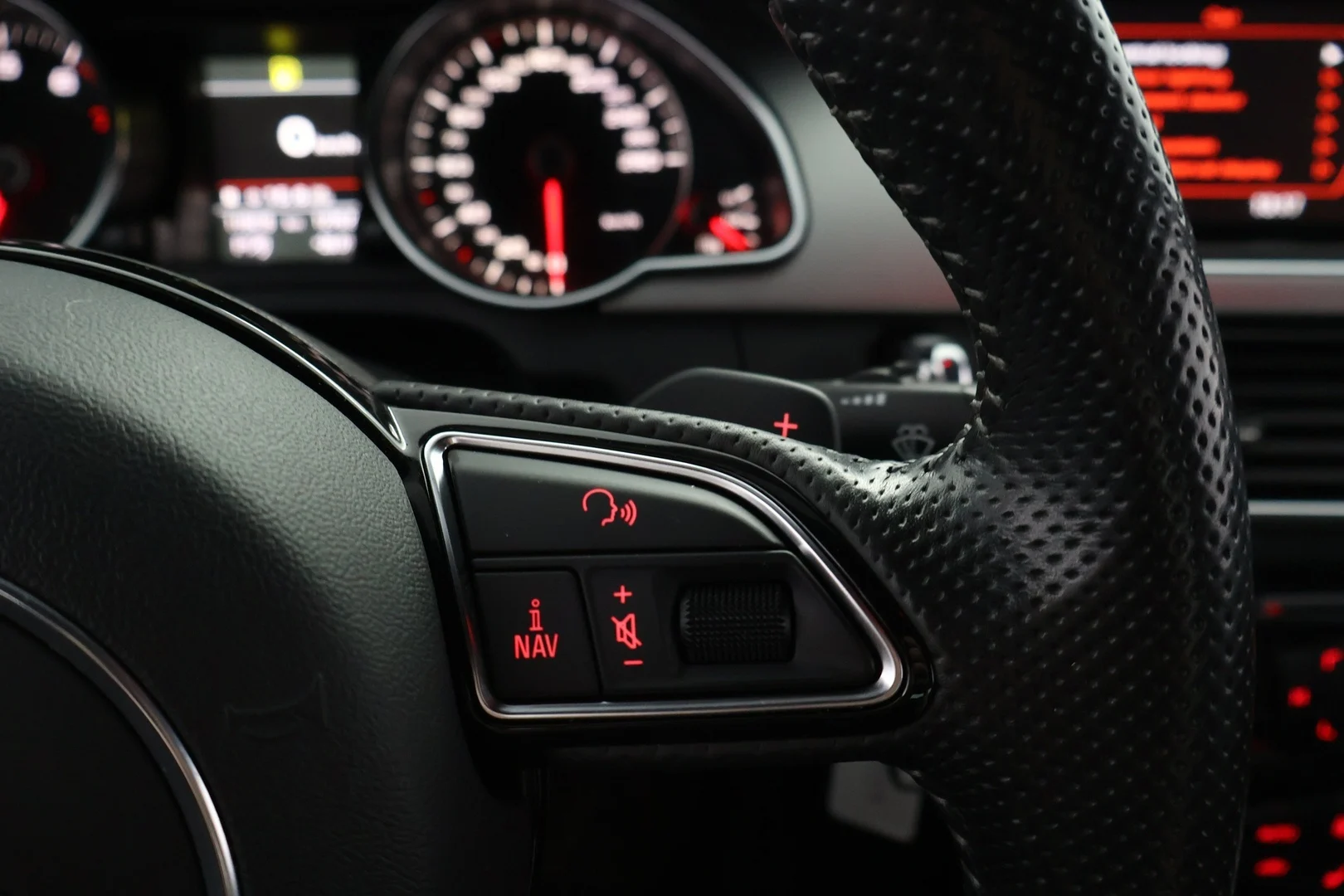 Car Image - 18U7dw0Zklr9Ii11dcpHWF