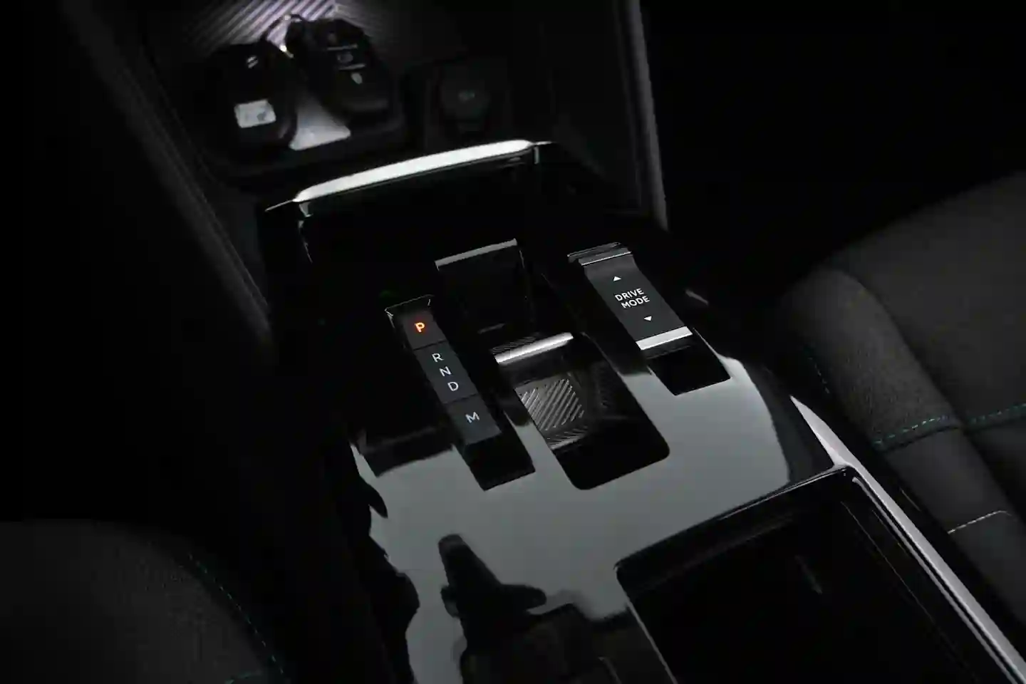 Car Image - 6nxhXjsJUj2GJVV0MPlGuC