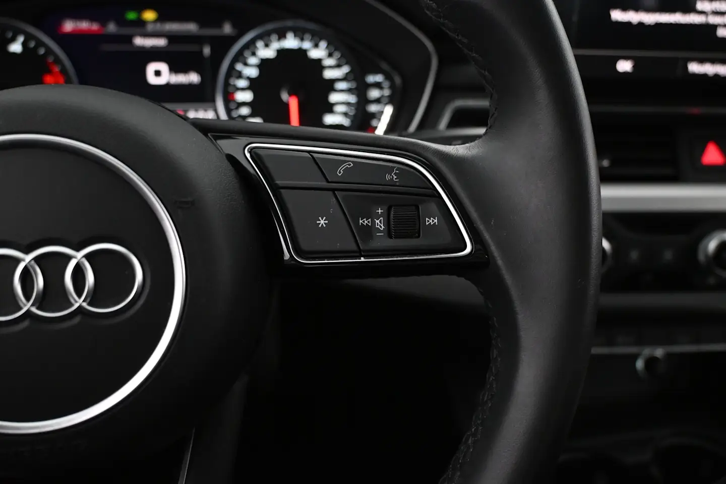 Car Image - 6fN3v0UhXABzEeGMqh38ON