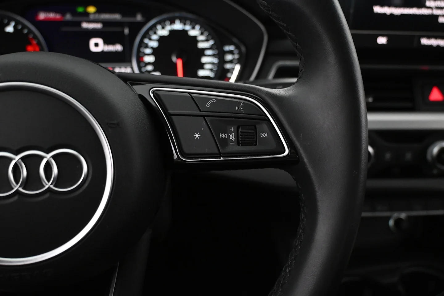 Car Image - 6fN3v0UhXABzEeGMqh38ON