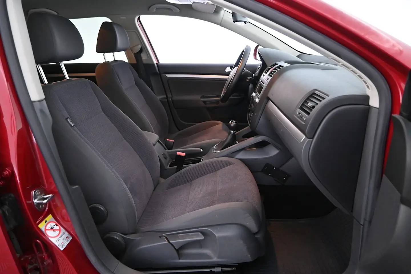 Car Image - 6t8NMvysMIRjEtIug9S1nO